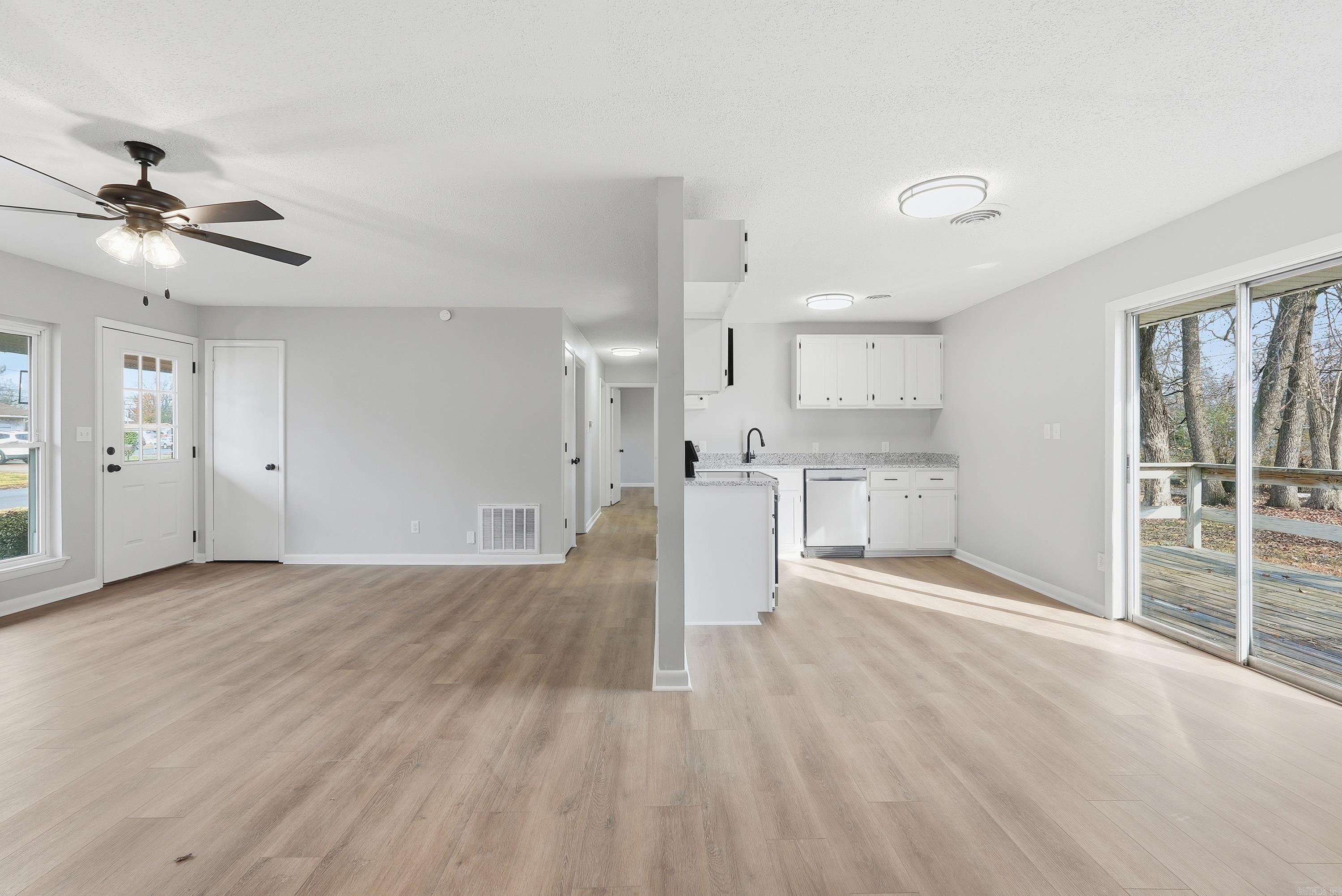 803 S Louisville  Russellville, AR