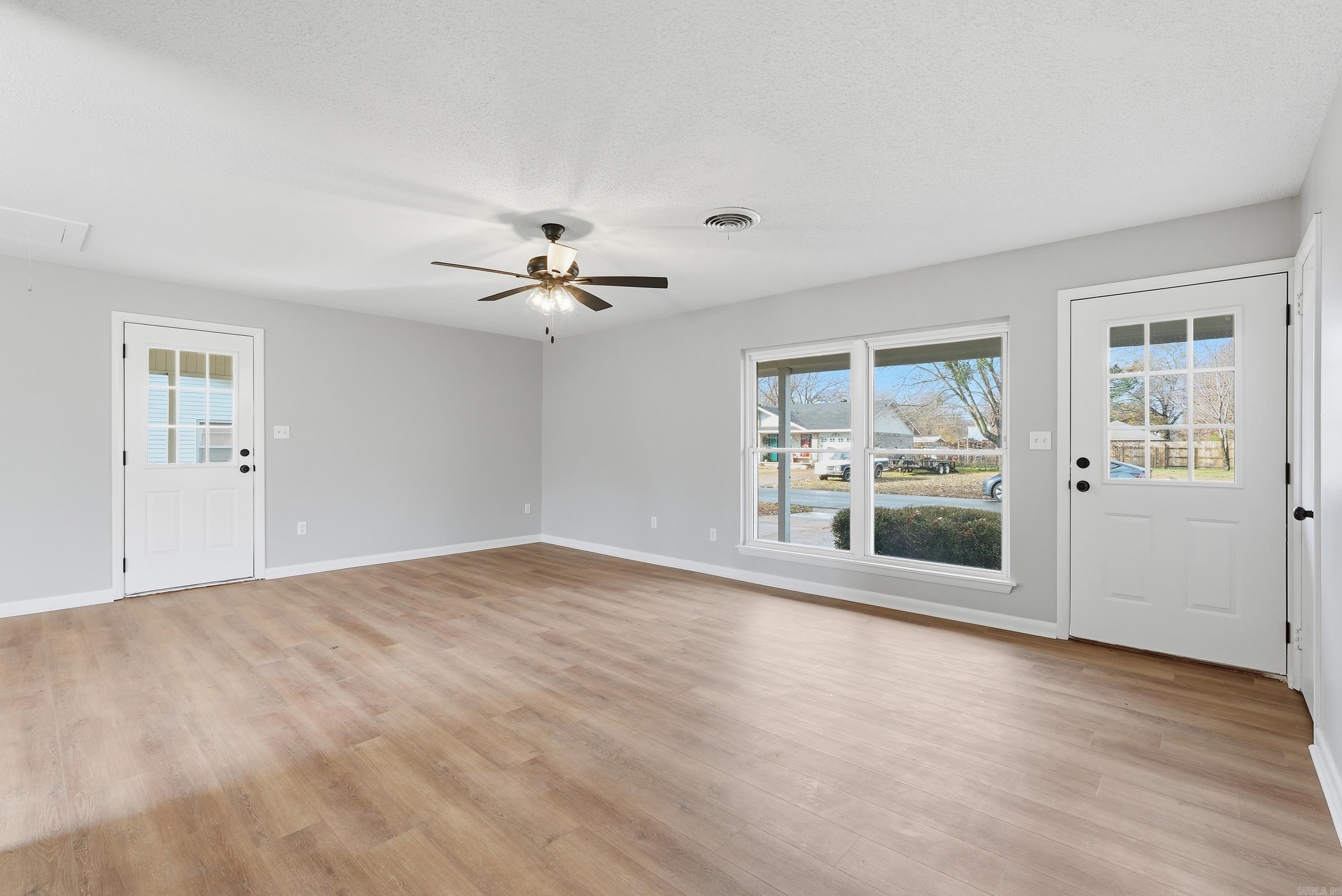 803 S Louisville  Russellville, AR