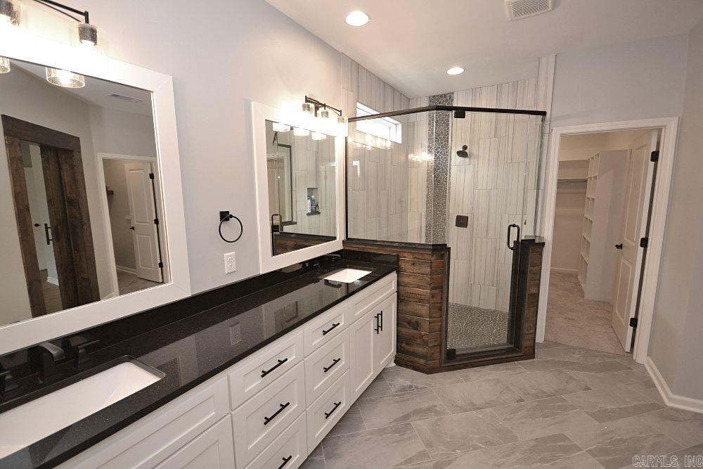 7445 Northwood  Benton, AR