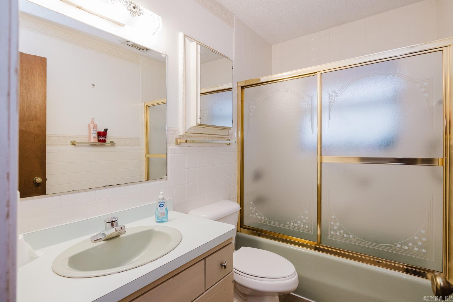 3 Helena  Hot Springs Village, AR