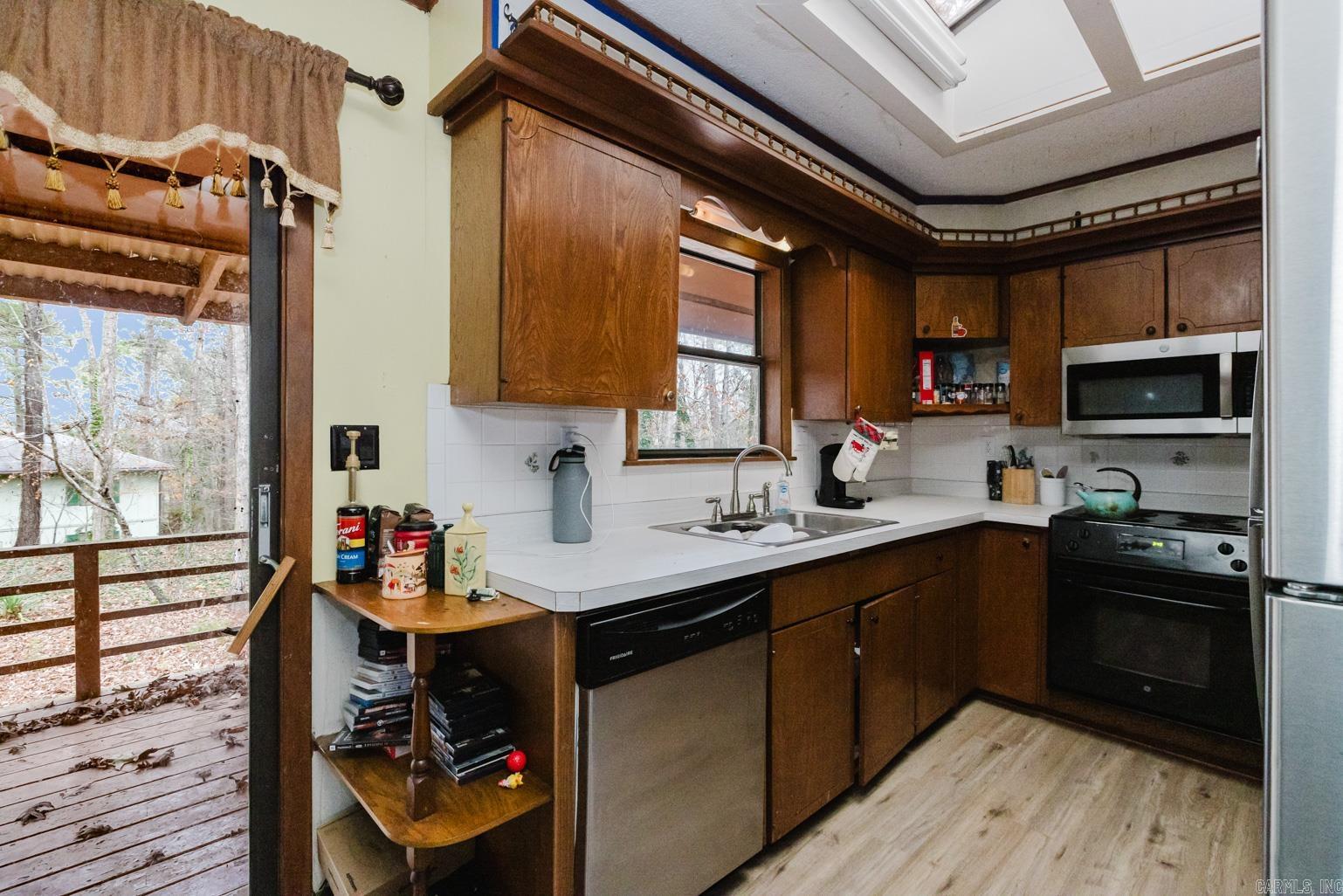 3 Helena  Hot Springs Village, AR