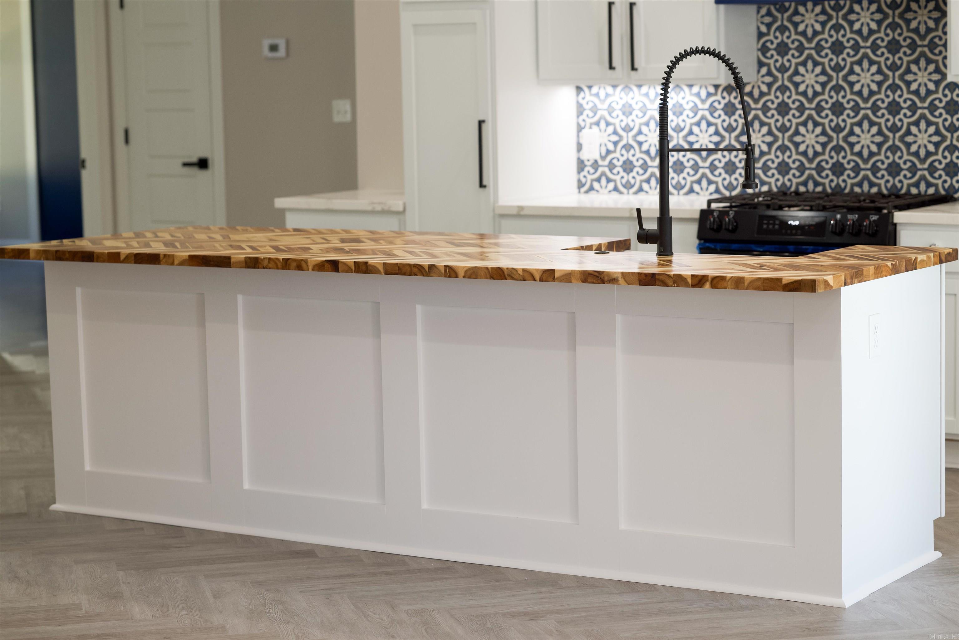 8116 Kanis Pines  Little Rock, AR