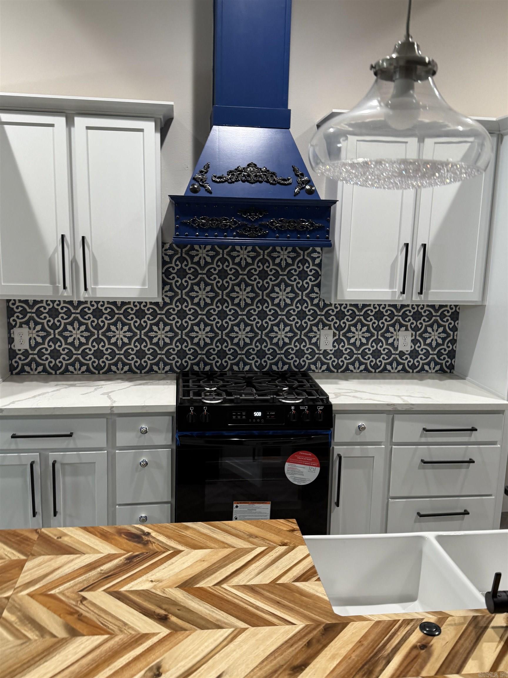 8116 Kanis Pines  Little Rock, AR