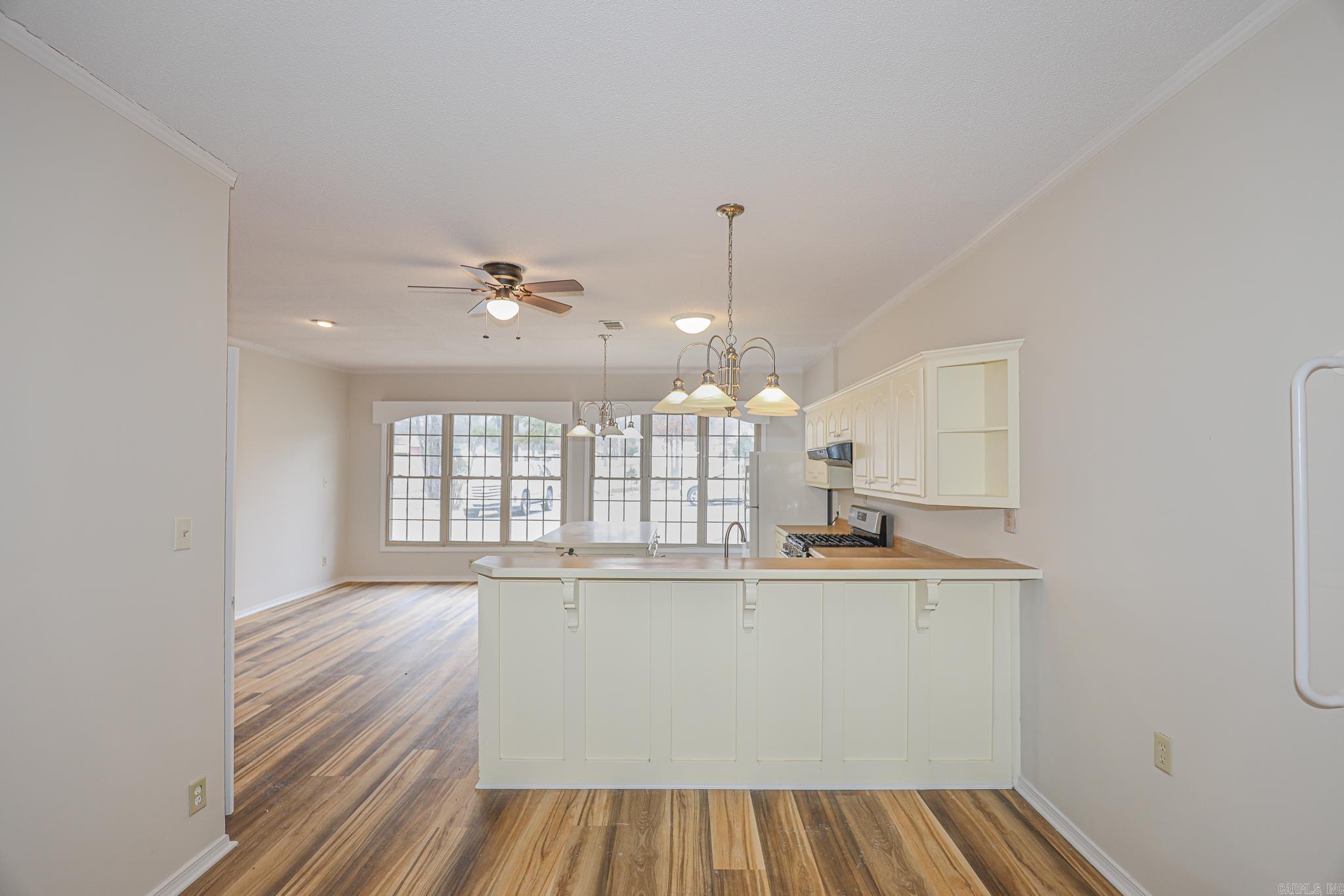 2521 NORTHSHORE  Benton, AR