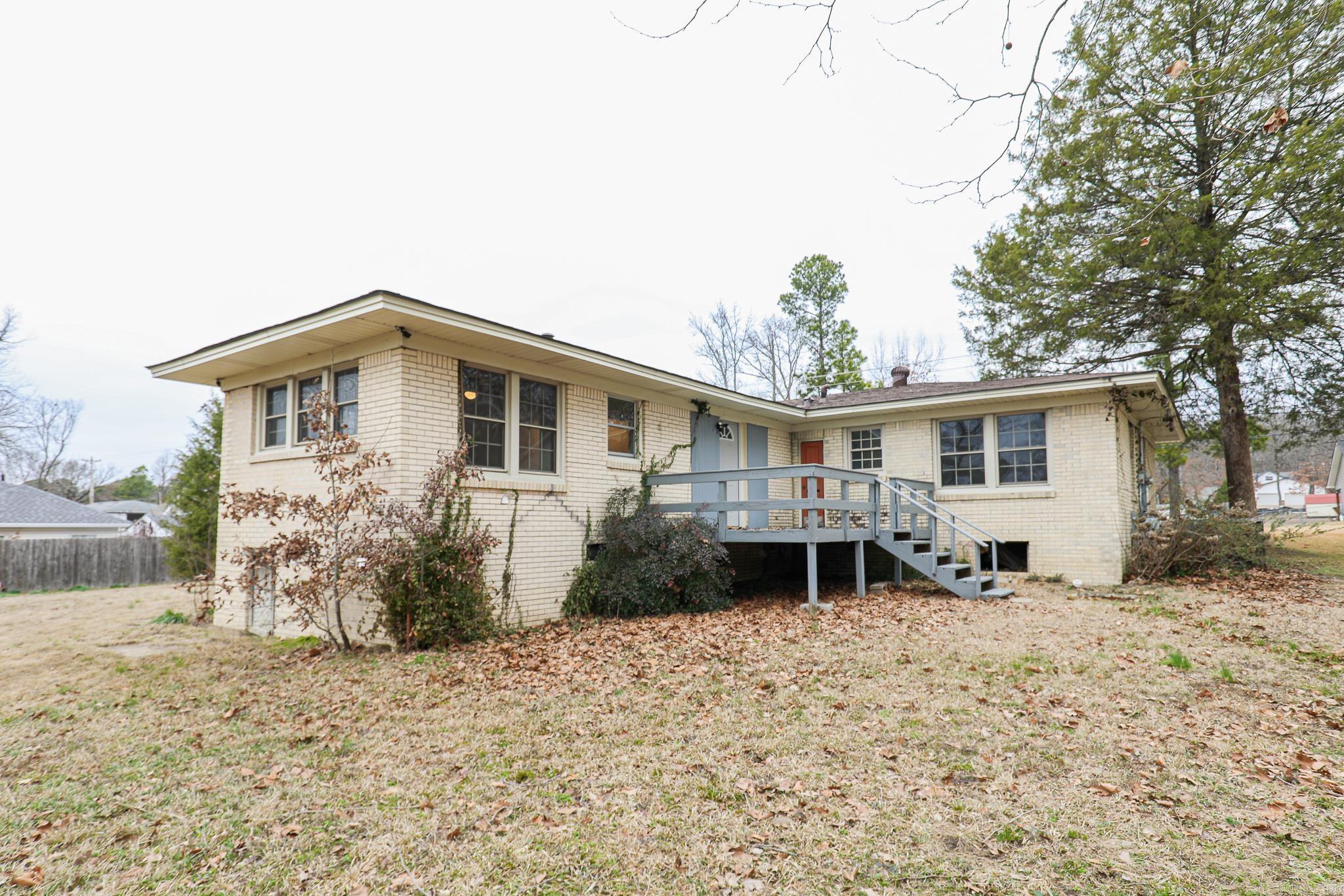 2521 NORTHSHORE  Benton, AR