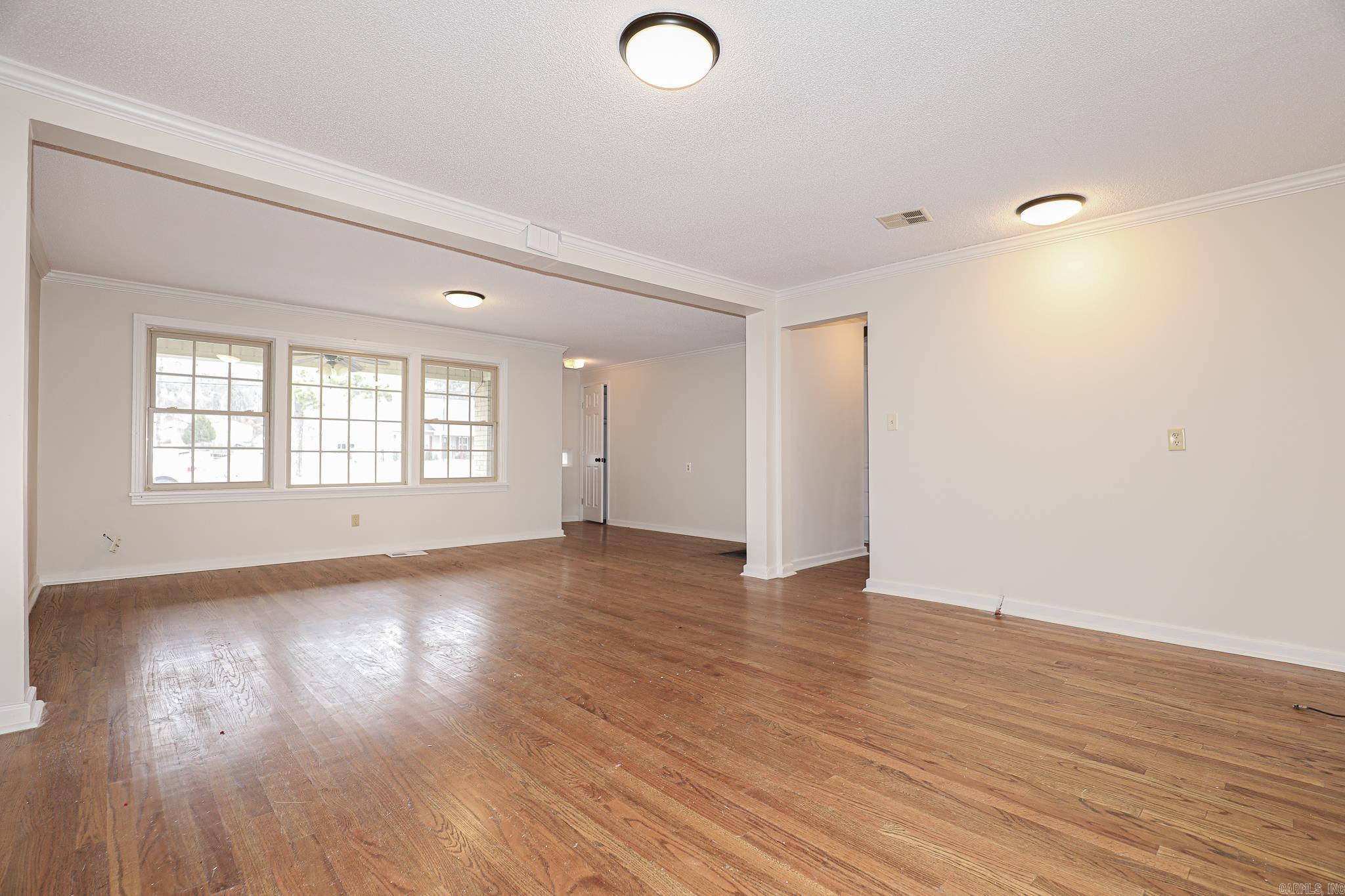 2521 NORTHSHORE  Benton, AR