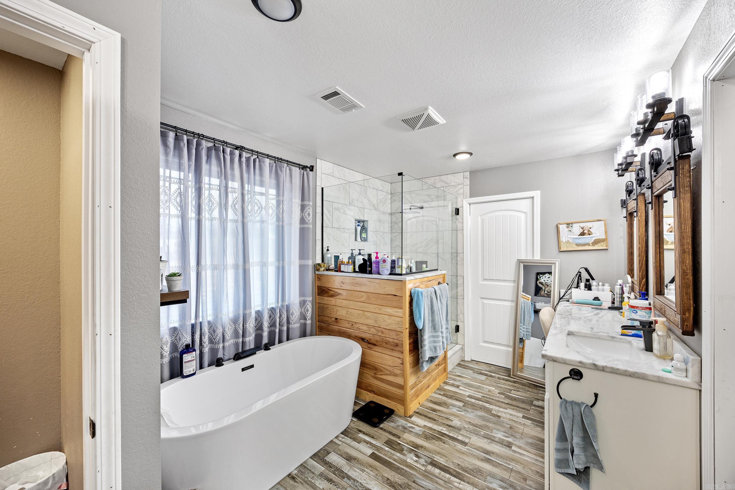 7799 Highway 352  Hartman, AR