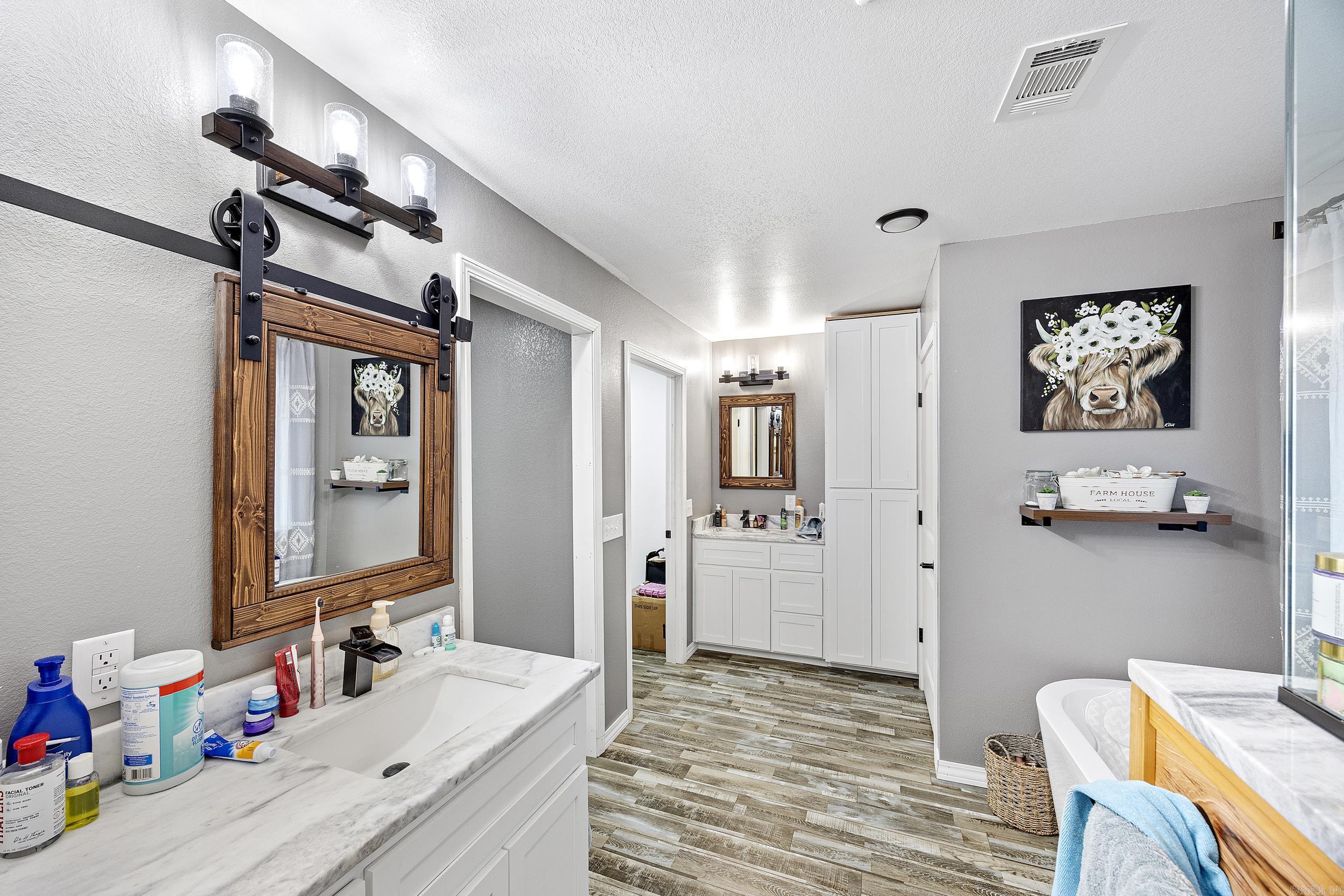 7799 Highway 352  Hartman, AR