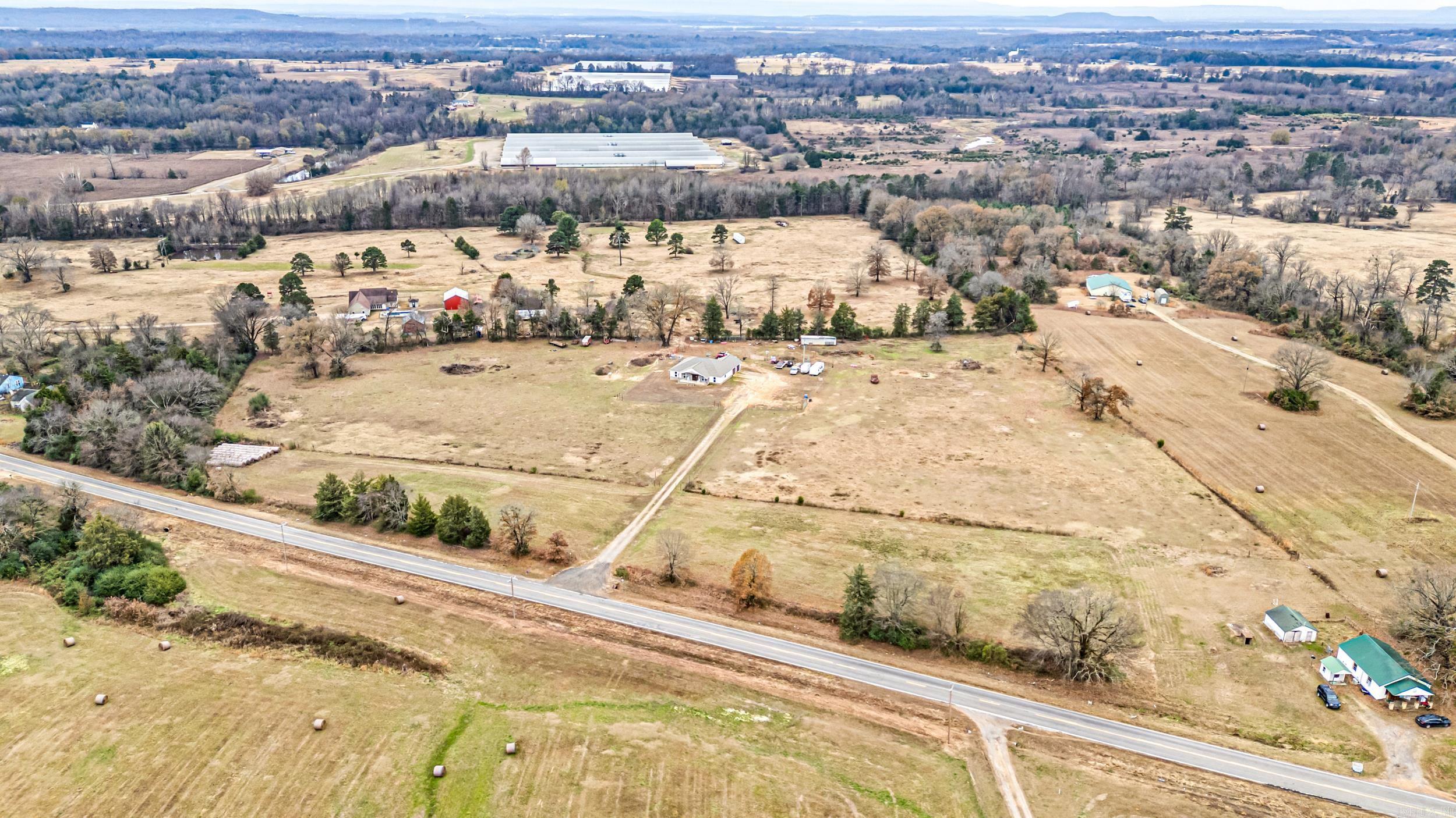 7799 Highway 352  Hartman, AR