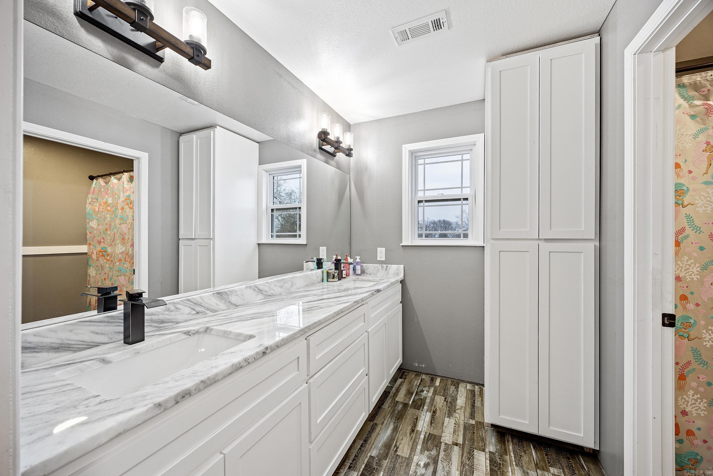 7799 Highway 352  Hartman, AR