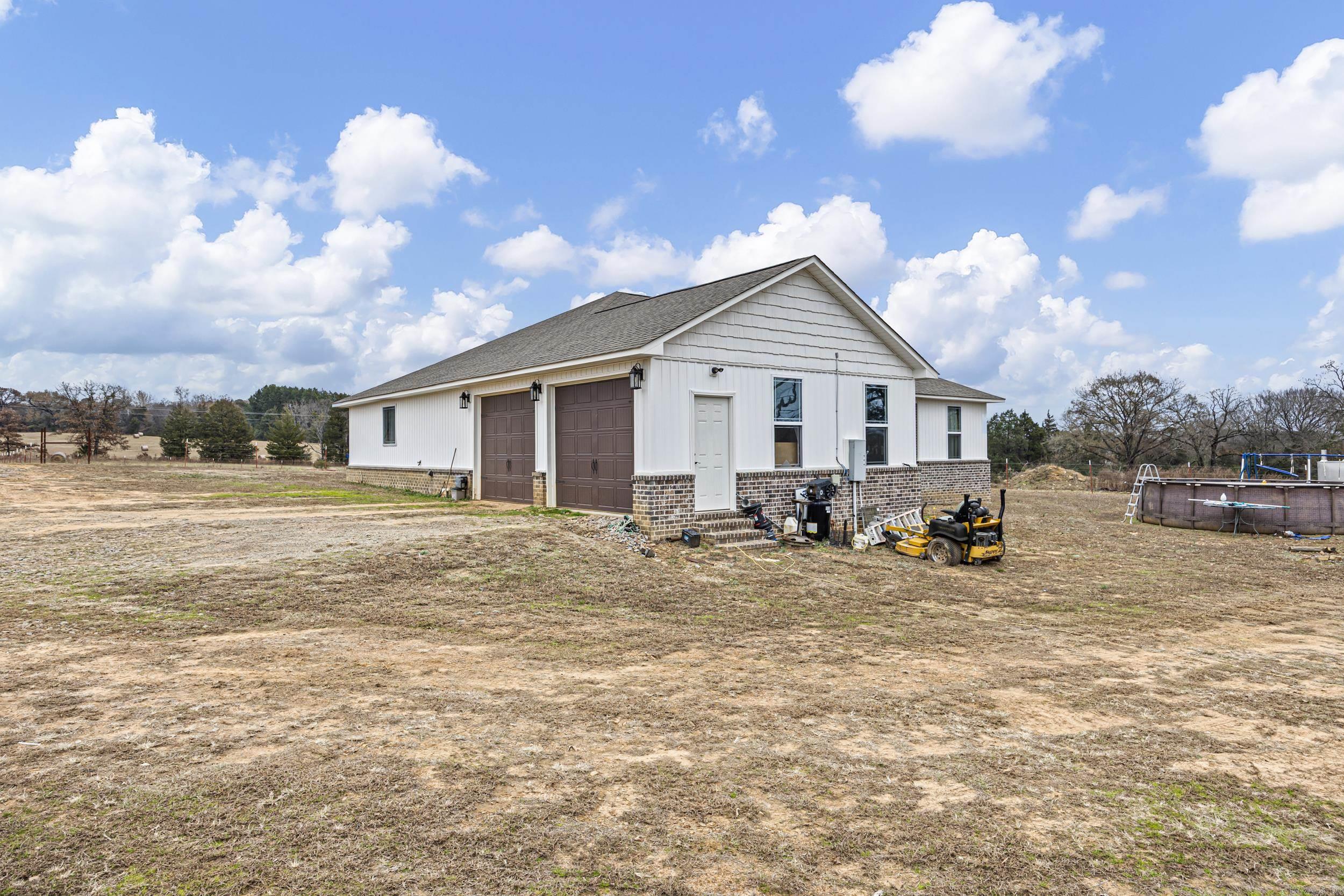 7799 Highway 352  Hartman, AR