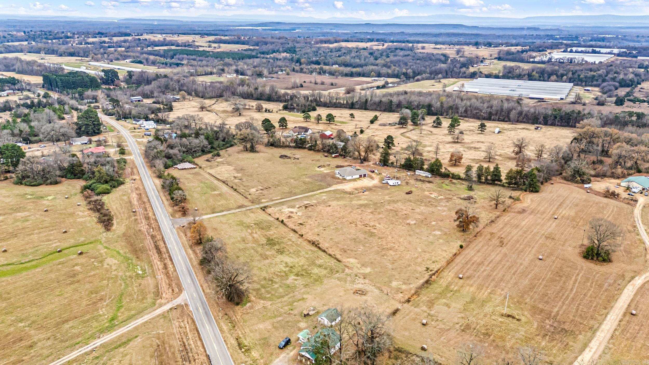 7799 Highway 352  Hartman, AR