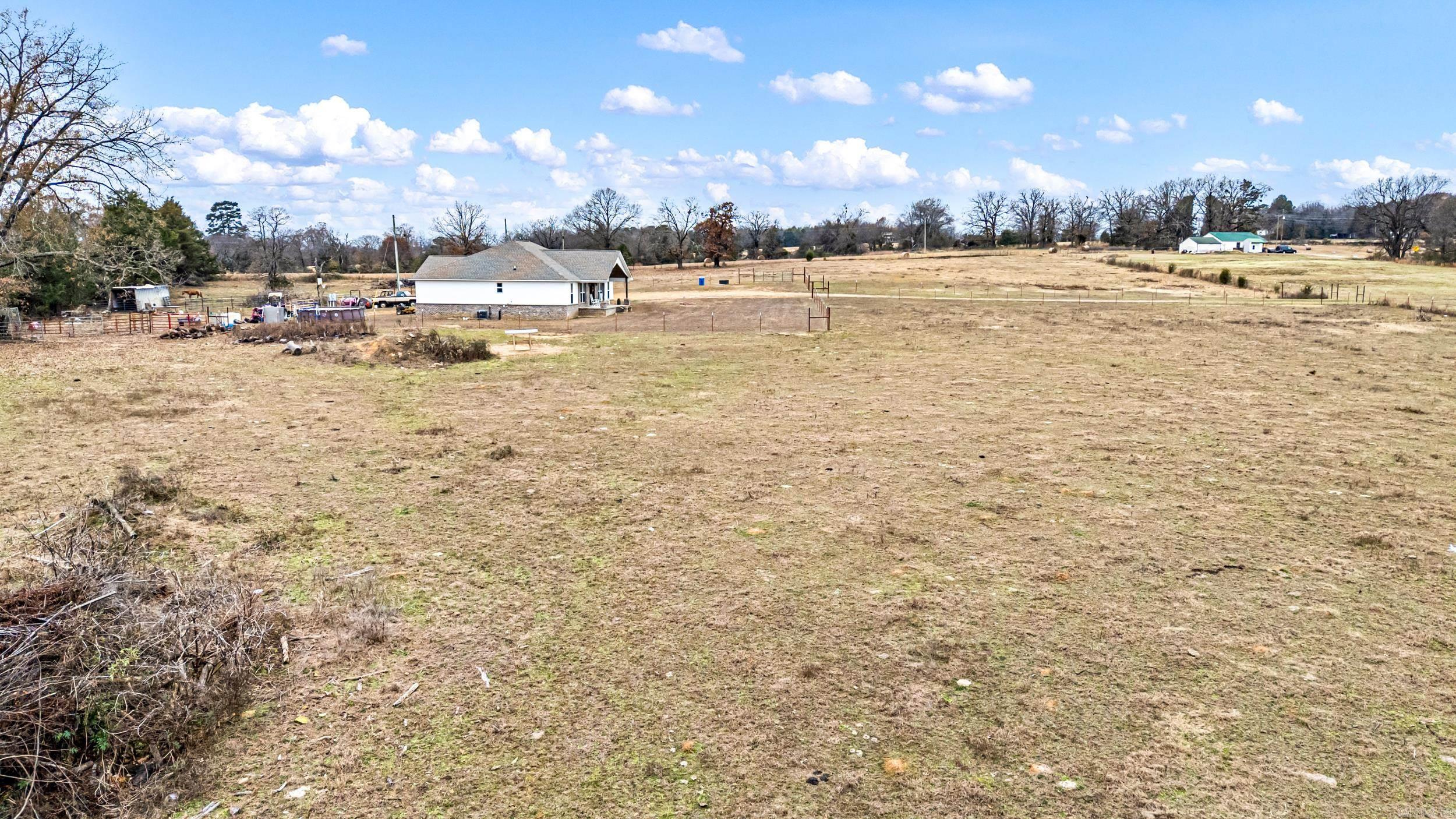 7799 Highway 352  Hartman, AR