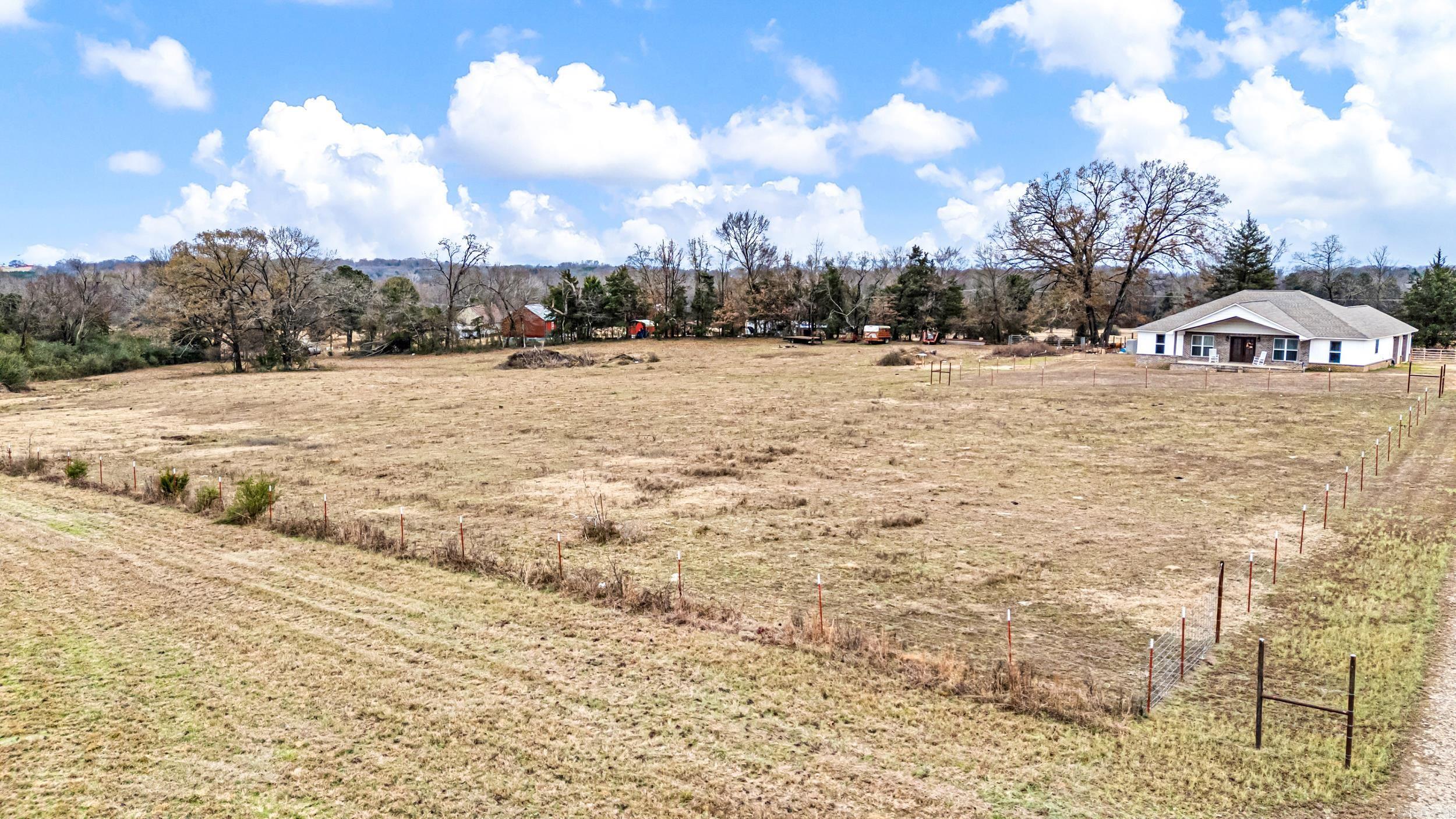 7799 Highway 352  Hartman, AR