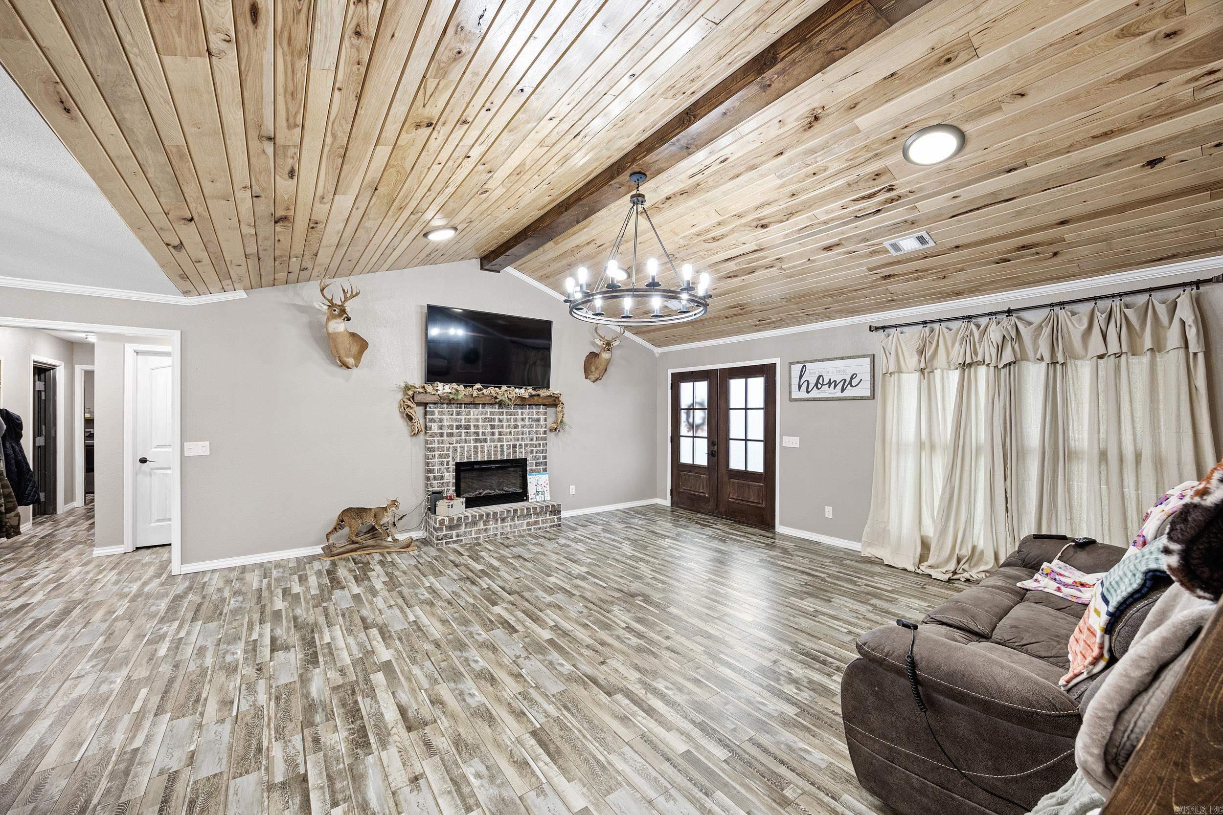 7799 Highway 352  Hartman, AR