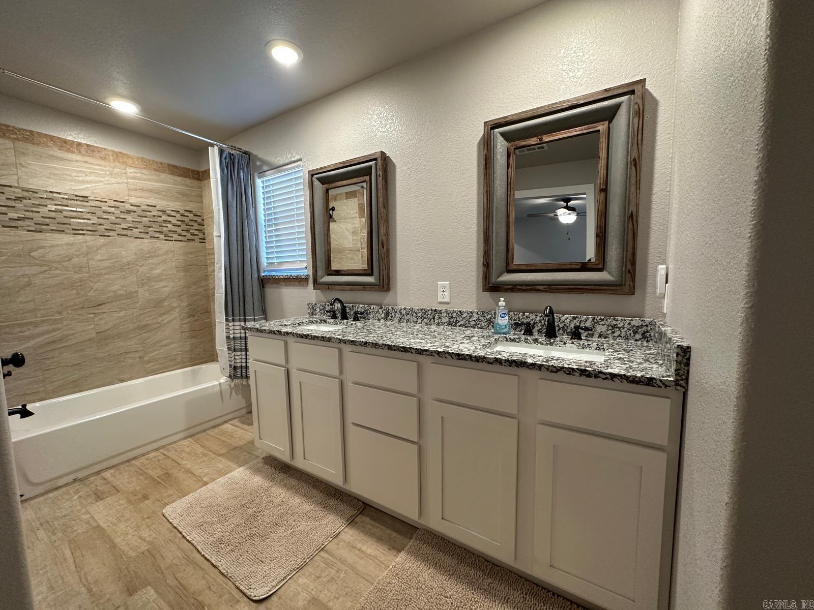 1779 NC 1600  Compton, AR