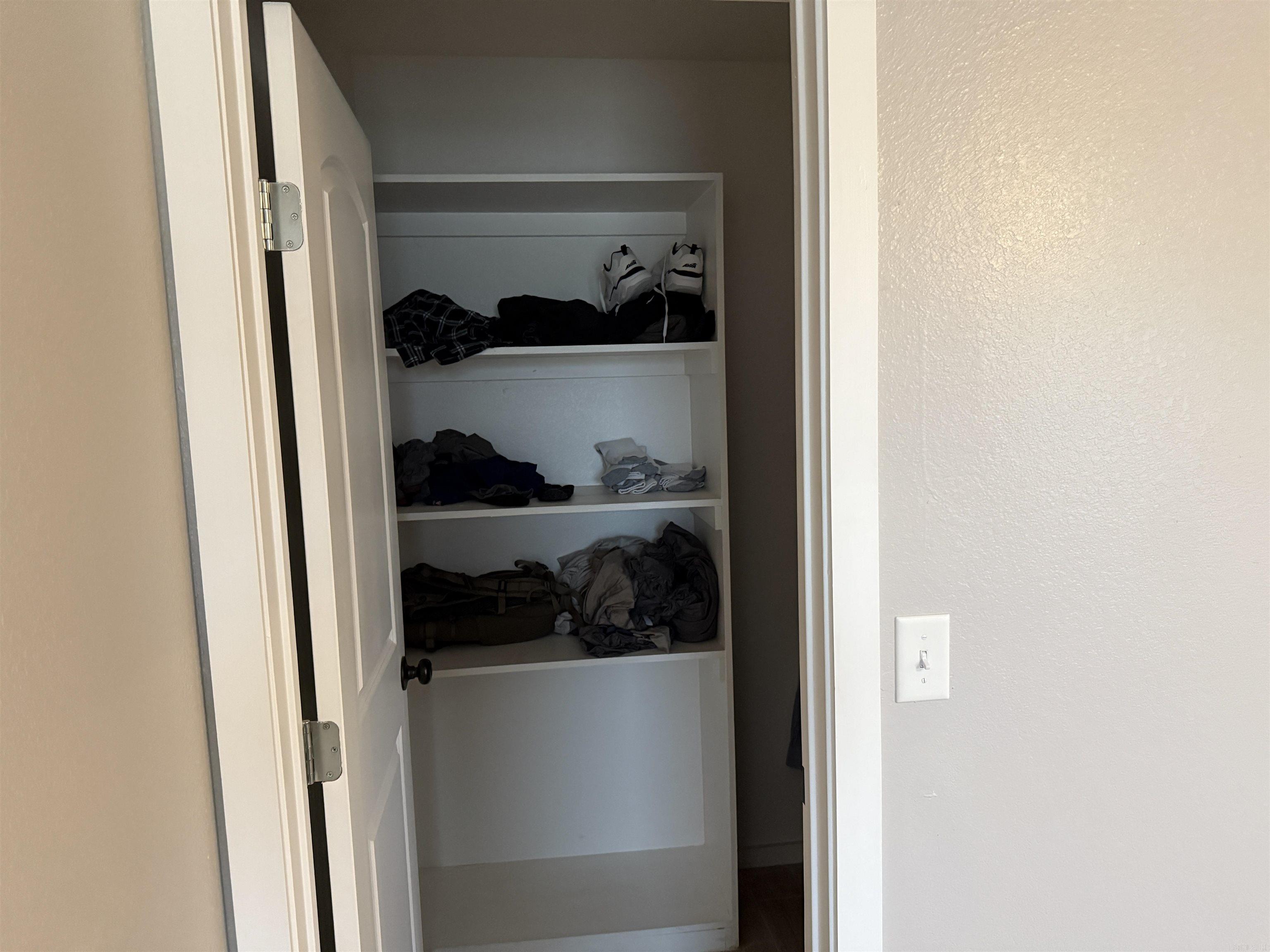 1779 NC 1600  Compton, AR