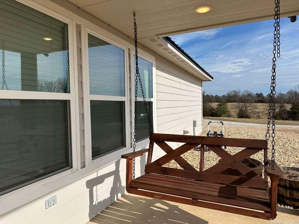1779 NC 1600 Compton, AR 72624