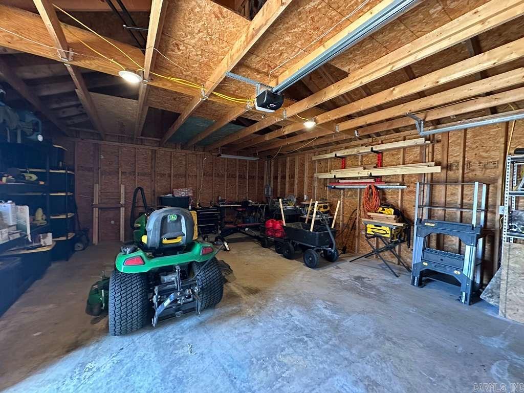 1779 NC 1600 Compton, AR 72624