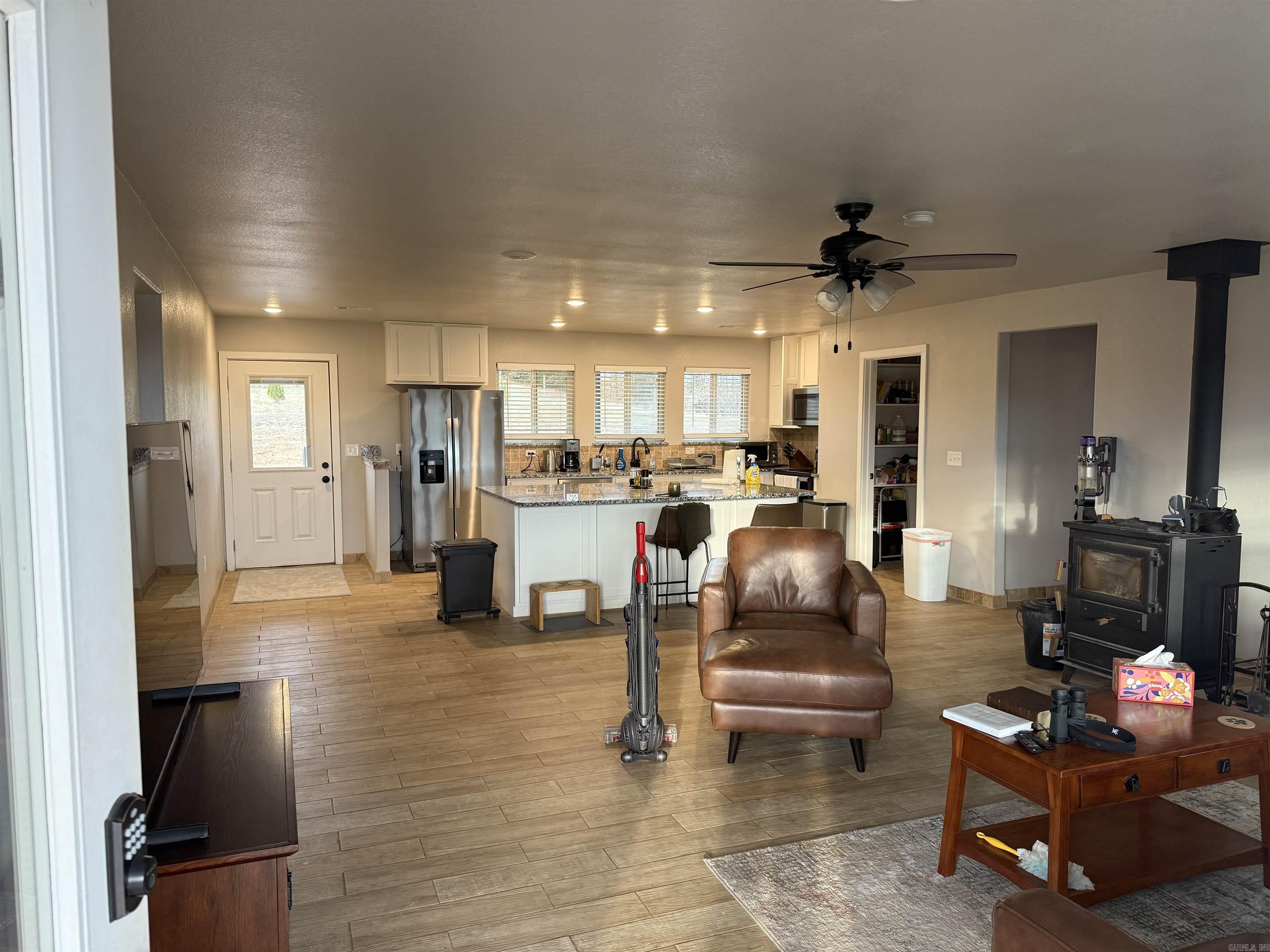 1779 NC 1600  Compton, AR