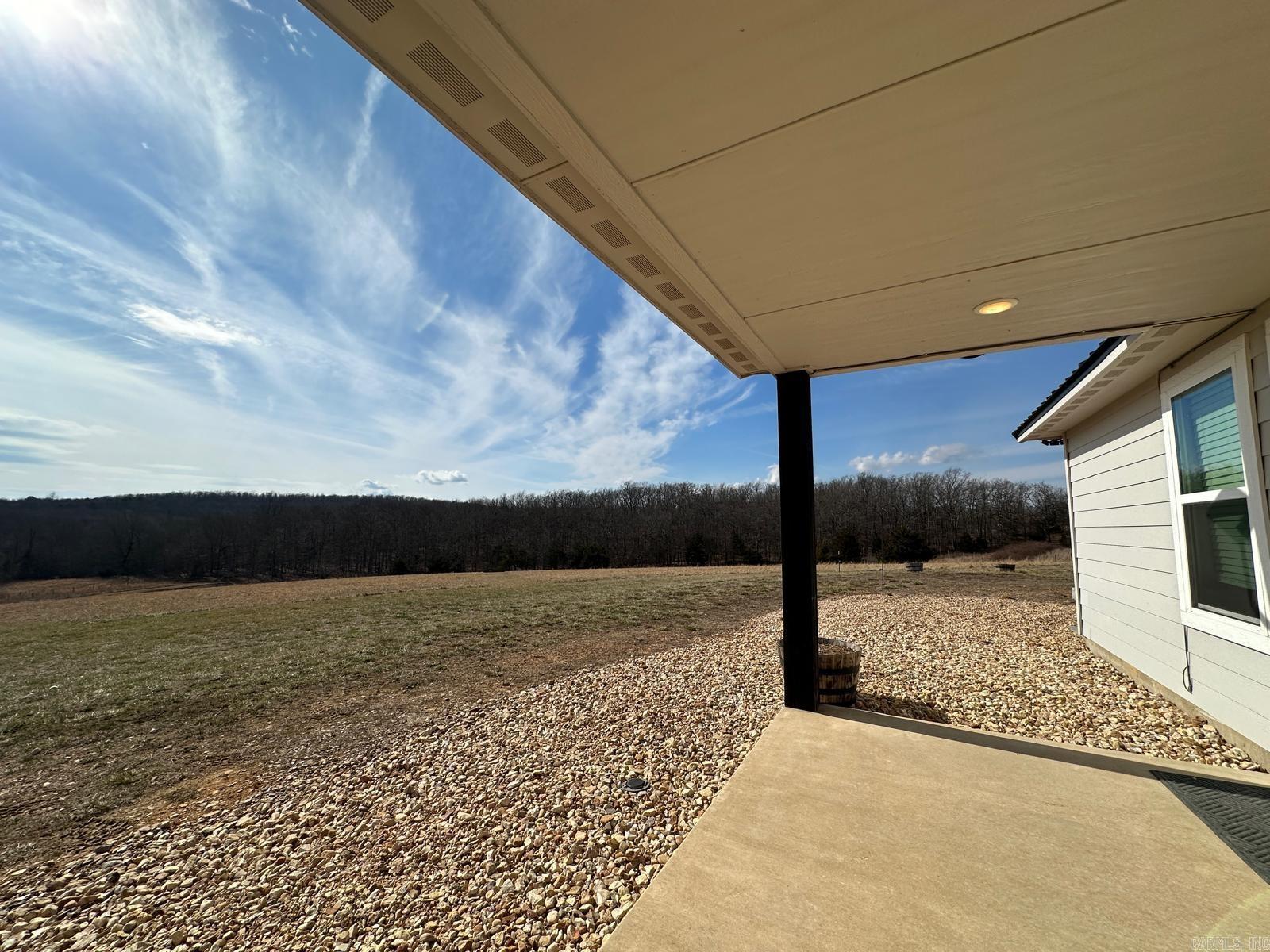1779 NC 1600 Compton, AR 72624