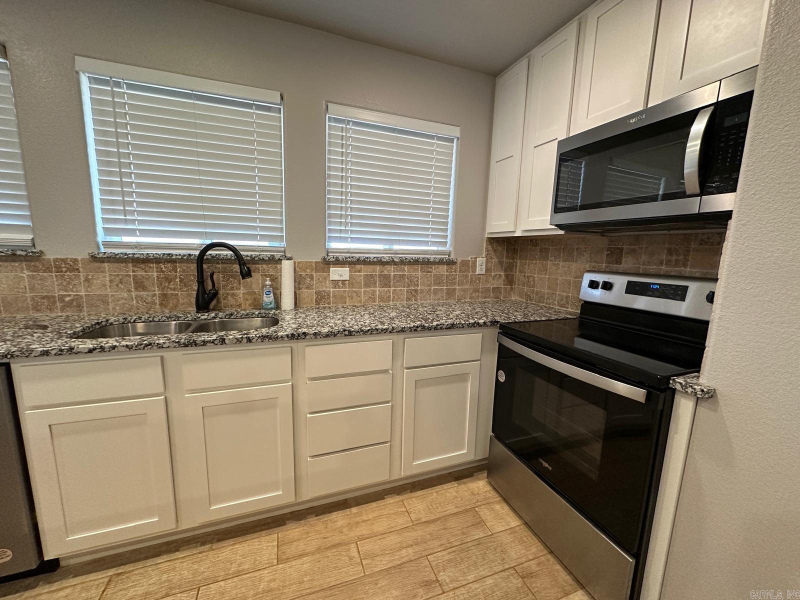 1779 NC 1600  Compton, AR