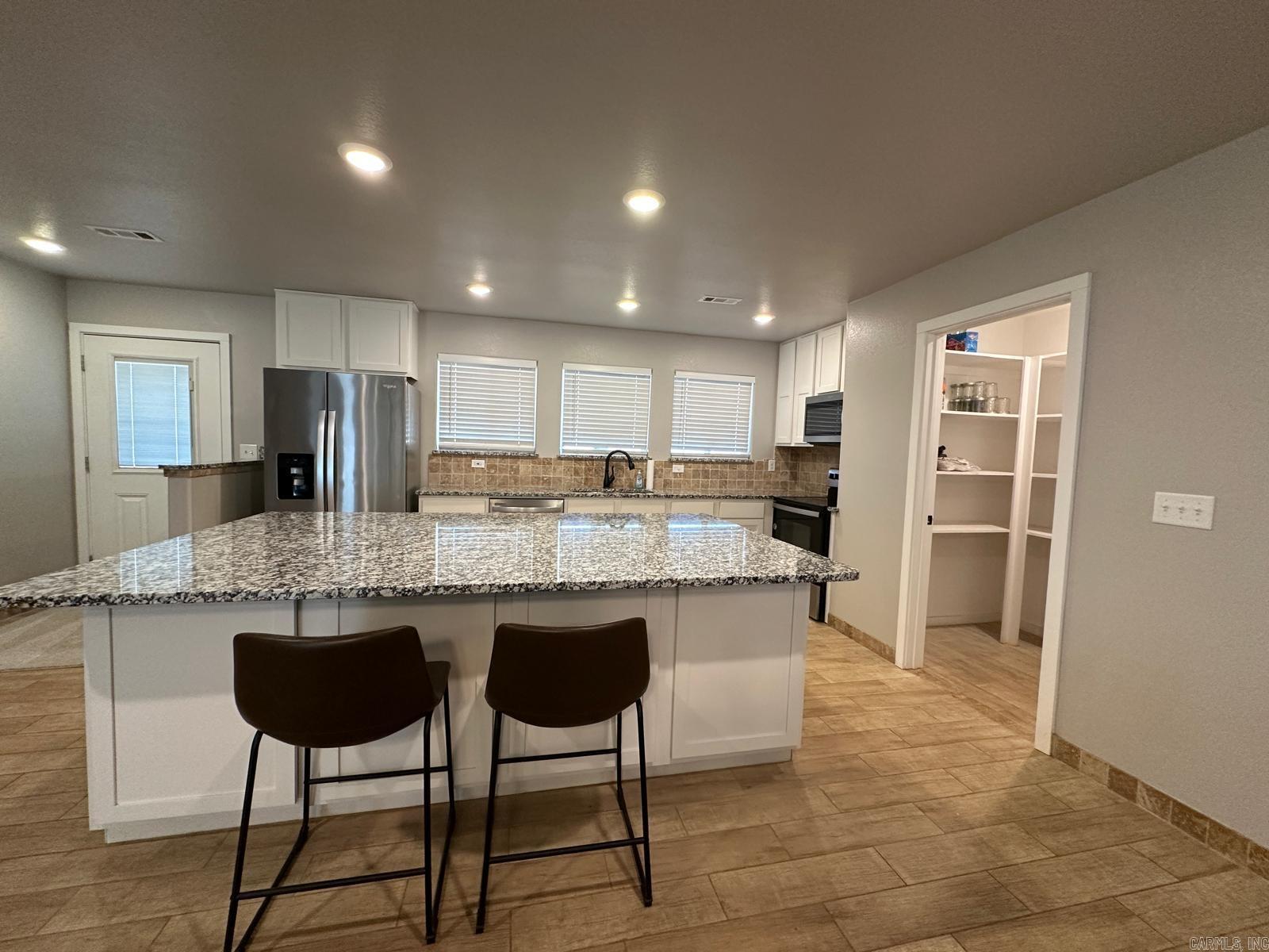 1779 NC 1600 Compton, AR 72624