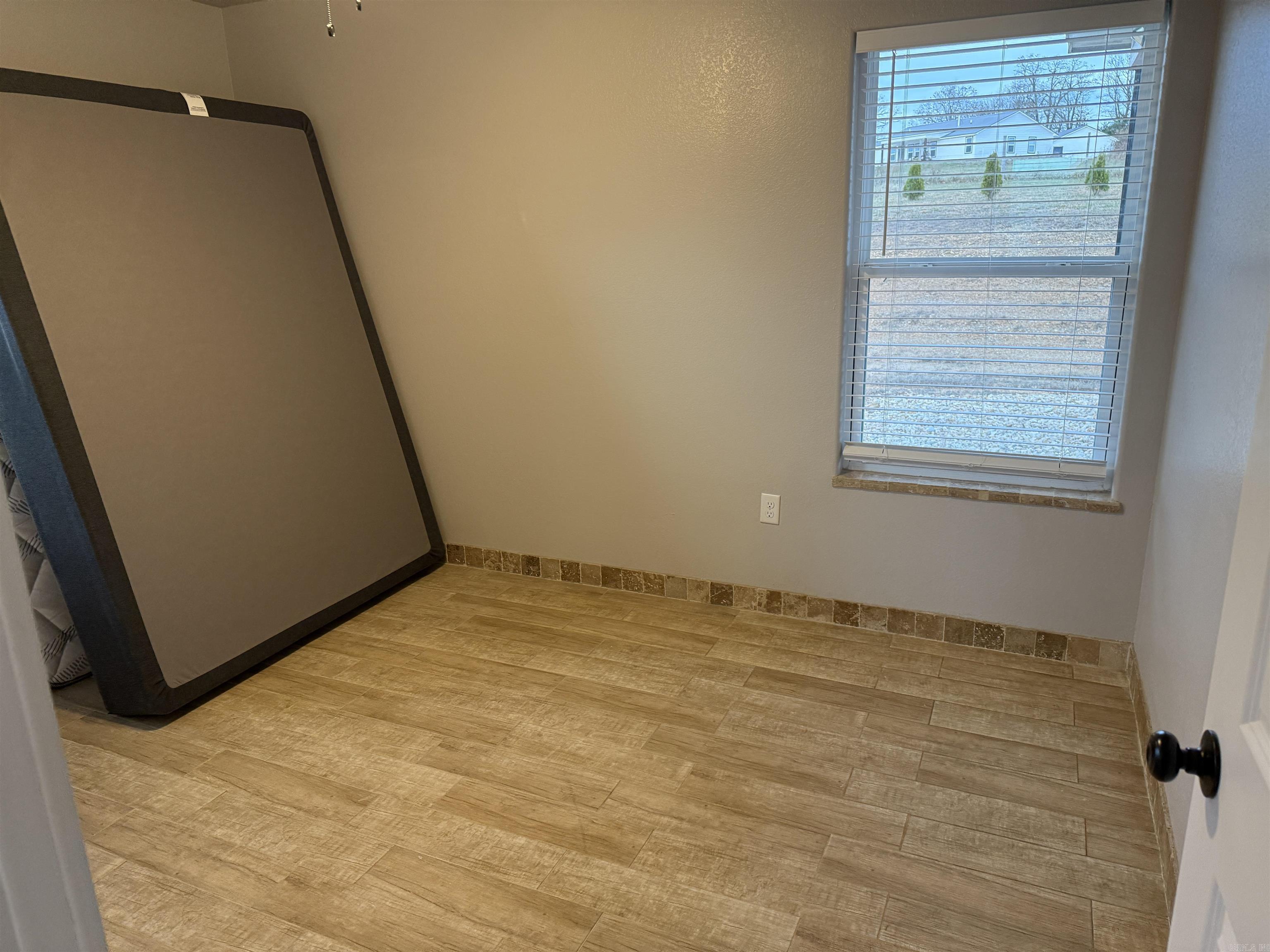 1779 NC 1600  Compton, AR