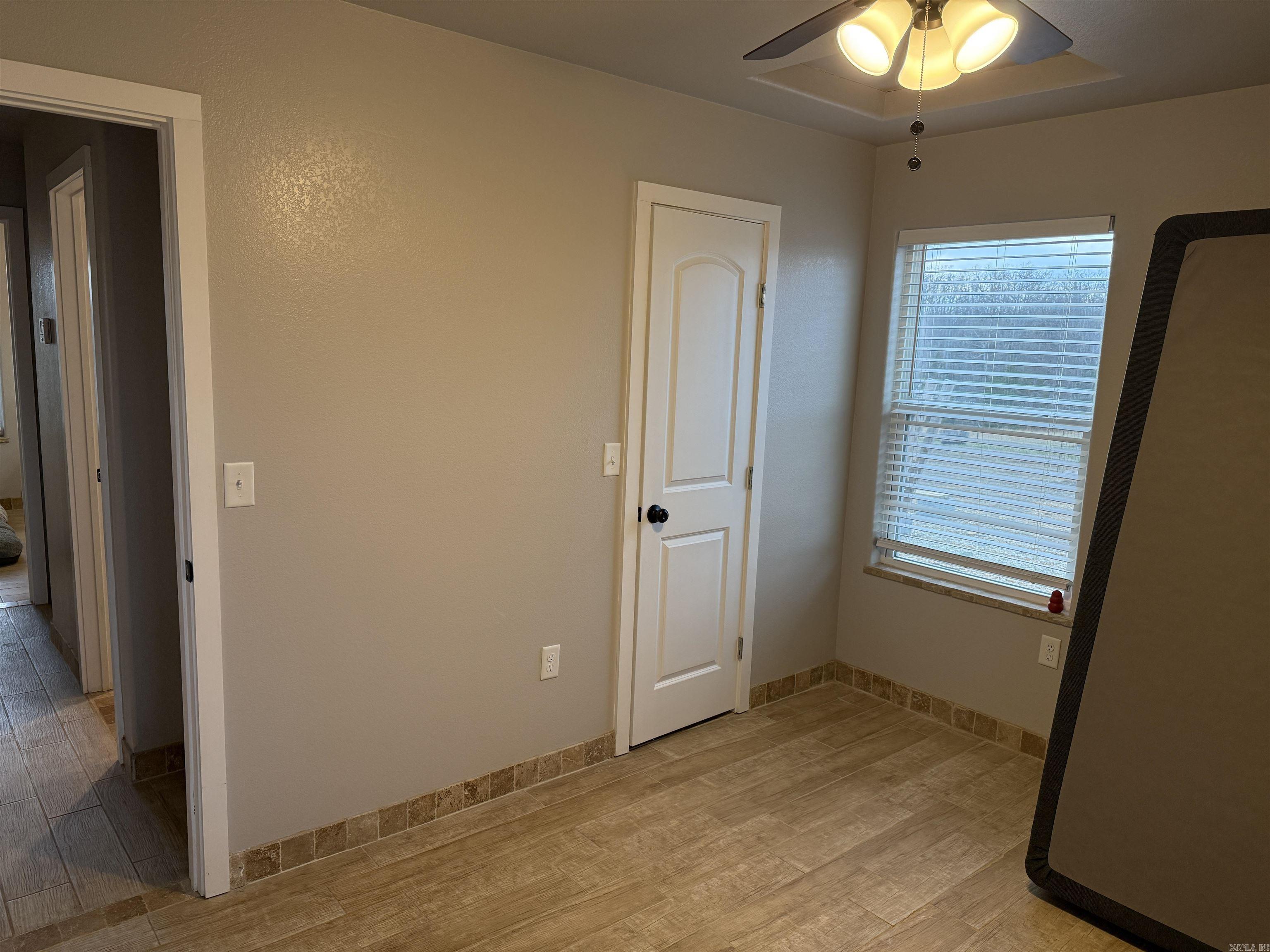 1779 NC 1600  Compton, AR