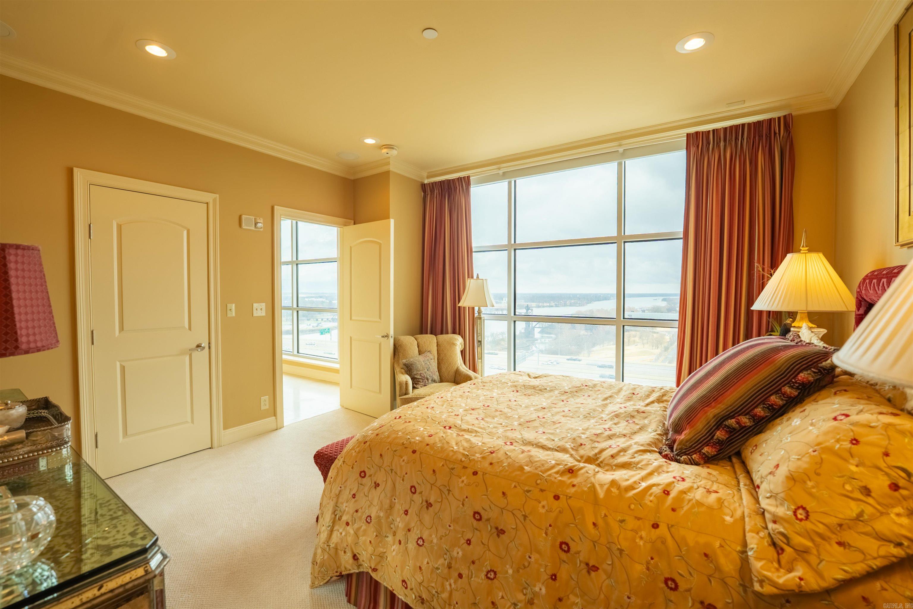 521 E President Clinton  Little Rock, AR