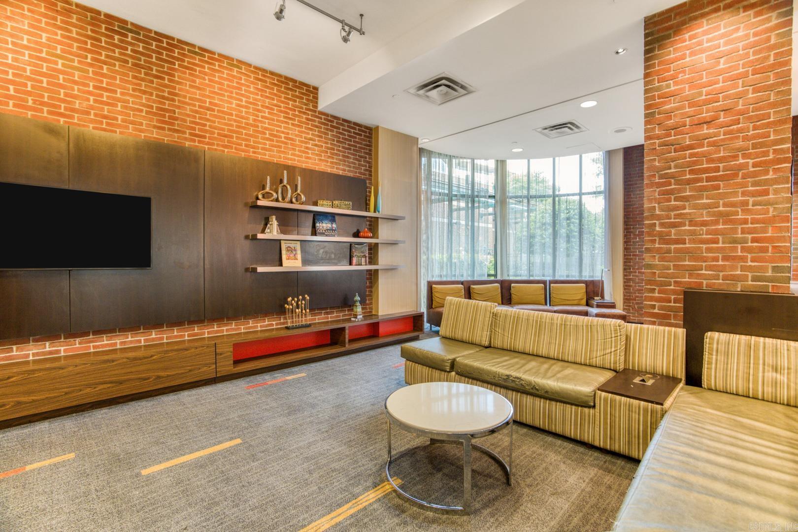 521 E President Clinton  Little Rock, AR