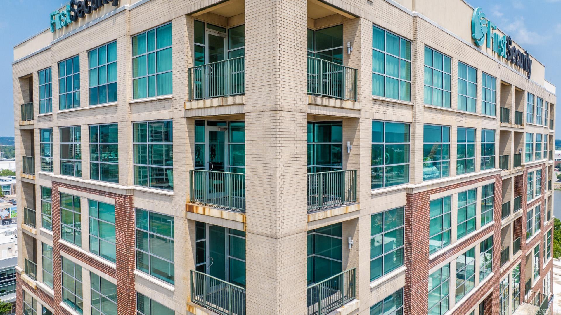 521 E President Clinton  Little Rock, AR