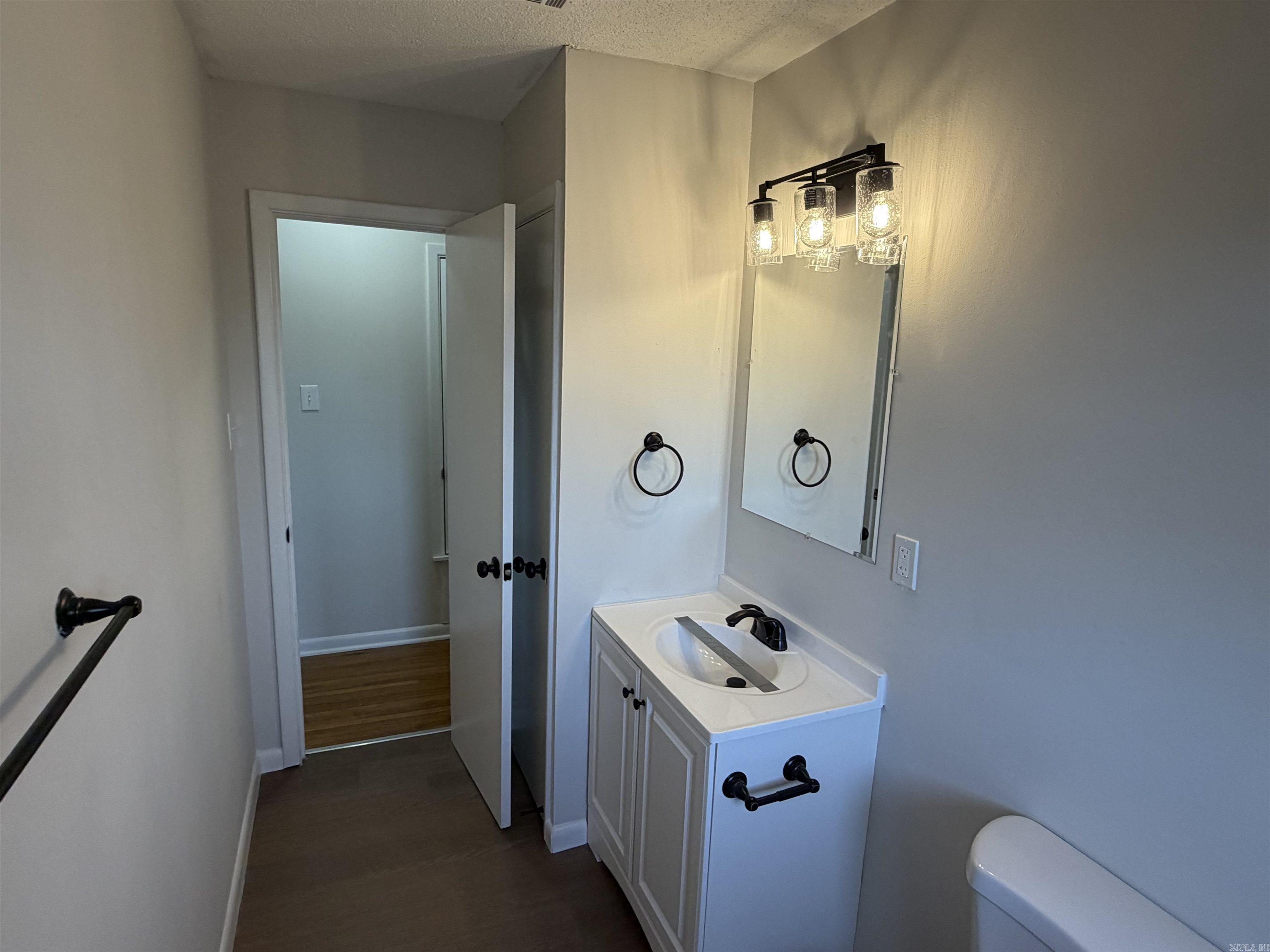 1801 S Izard  Little Rock, AR