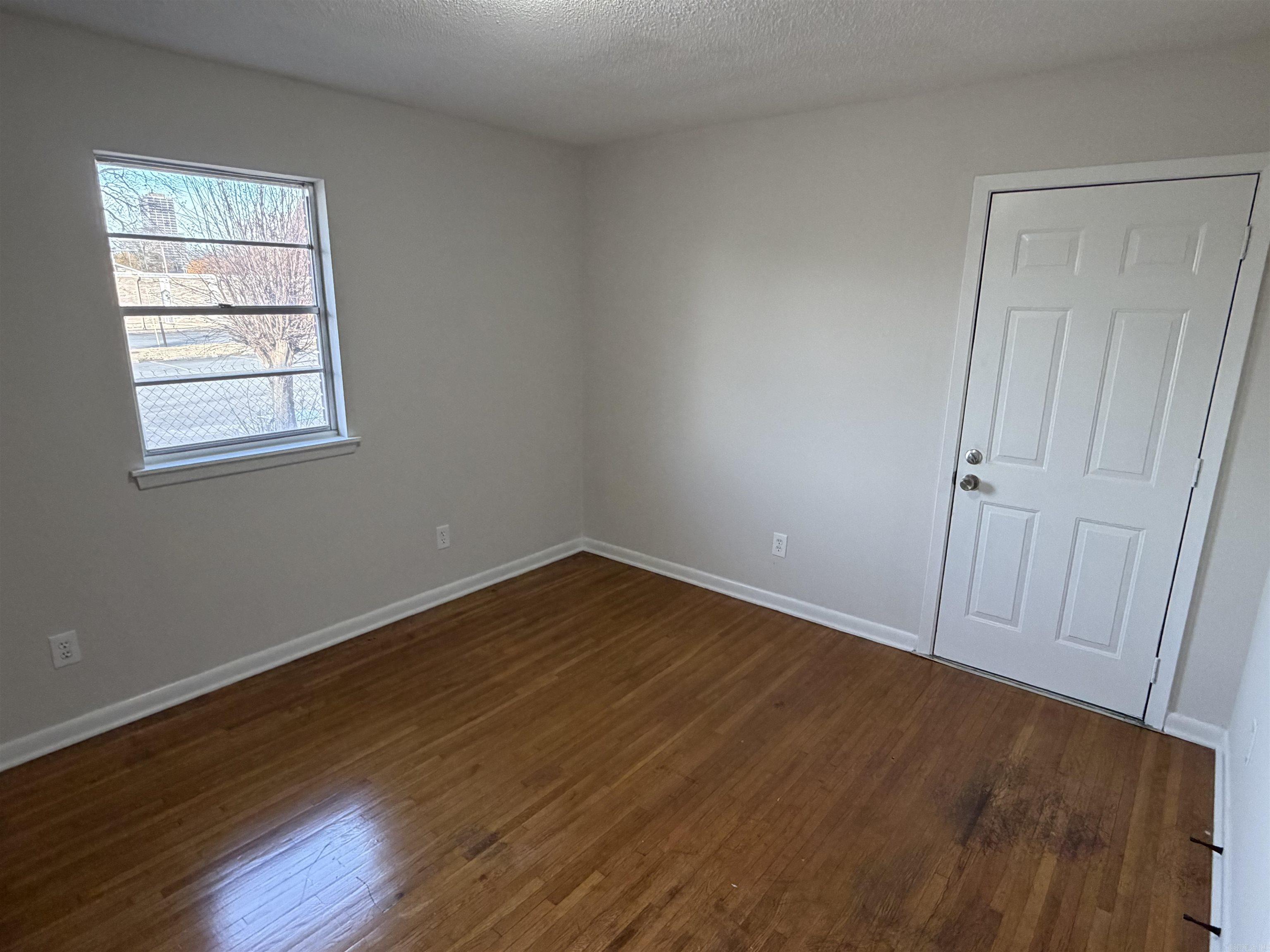 1801 S Izard  Little Rock, AR