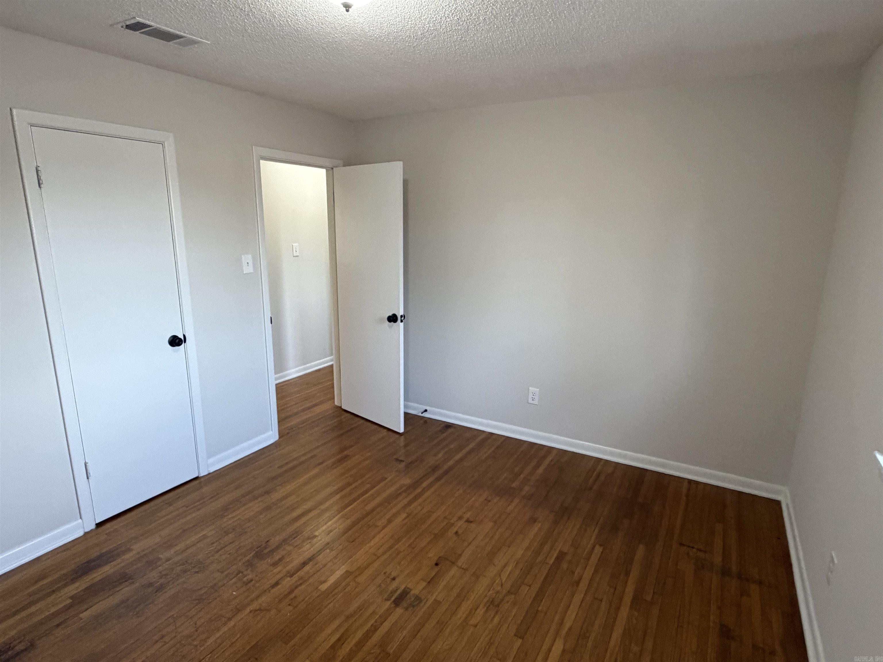 1801 S Izard  Little Rock, AR