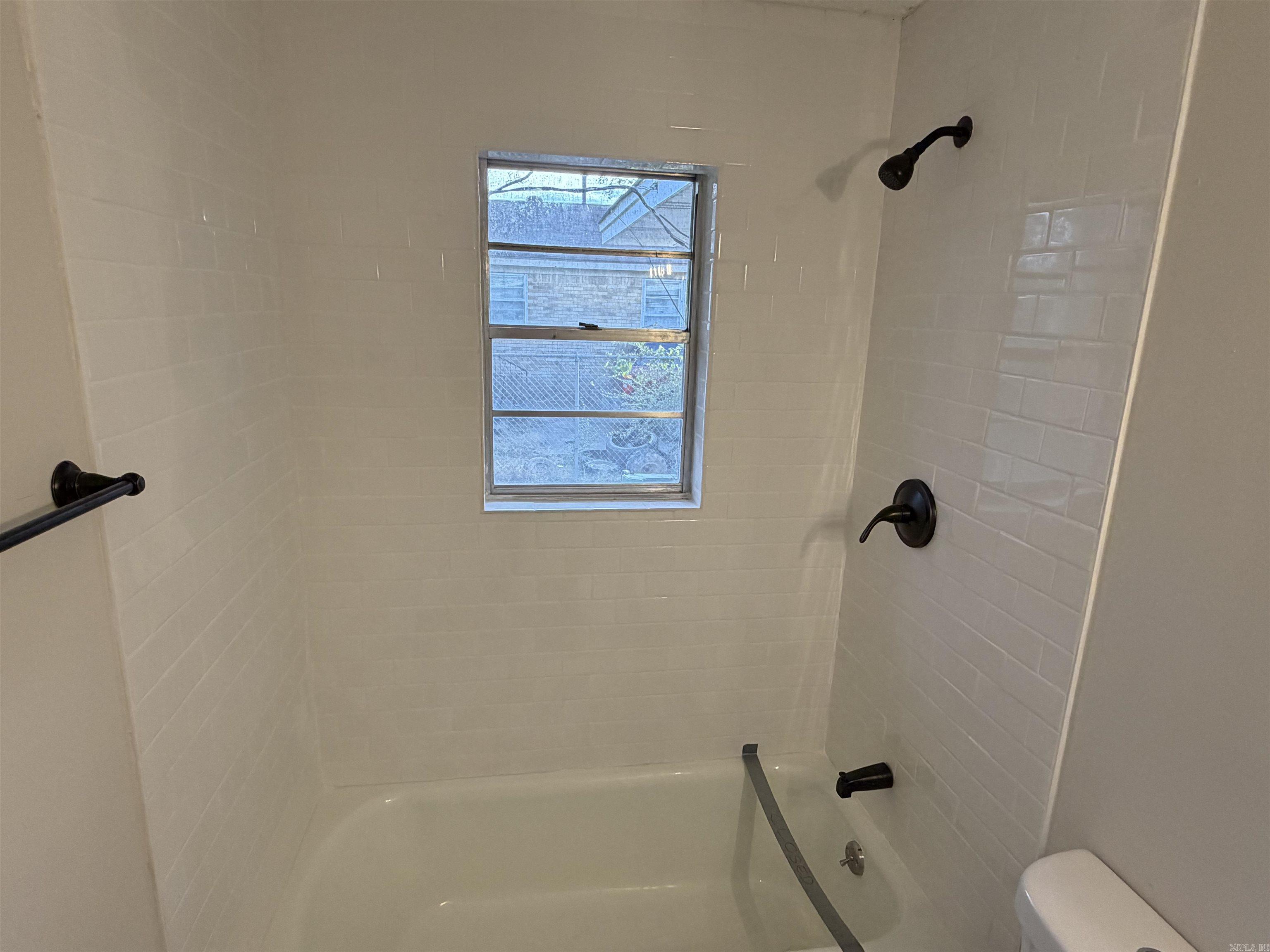 1801 S Izard  Little Rock, AR