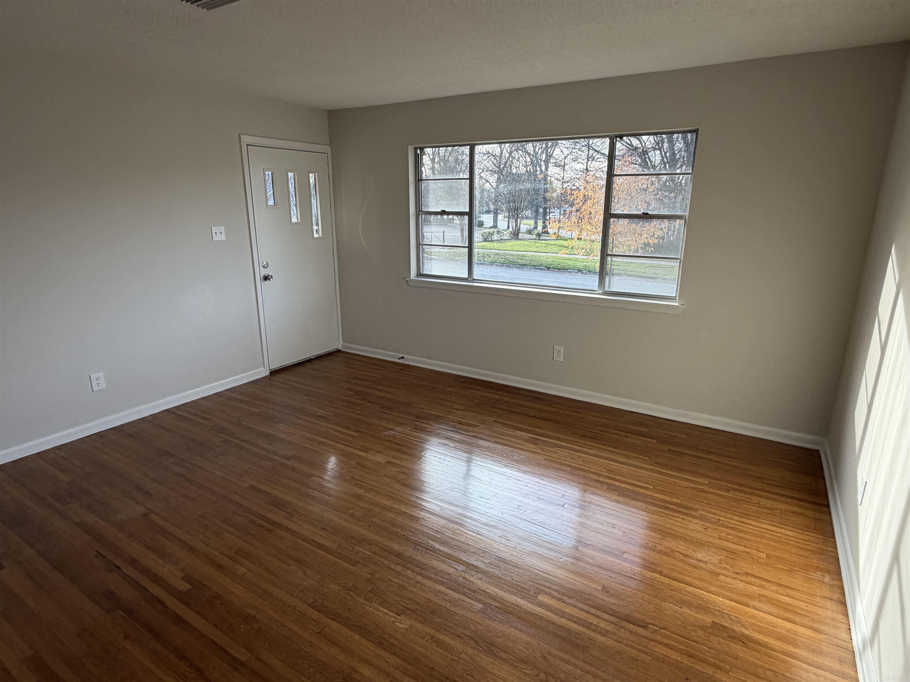 1801 S Izard  Little Rock, AR