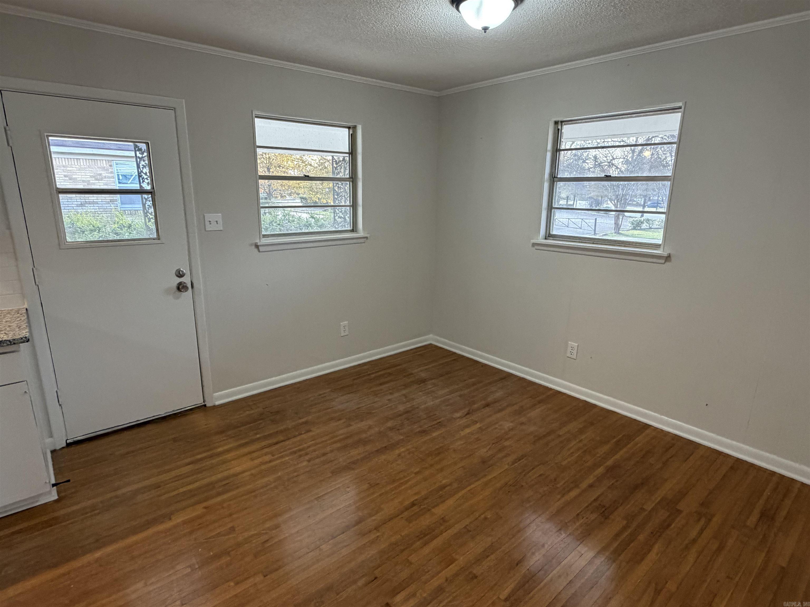 1801 S Izard  Little Rock, AR