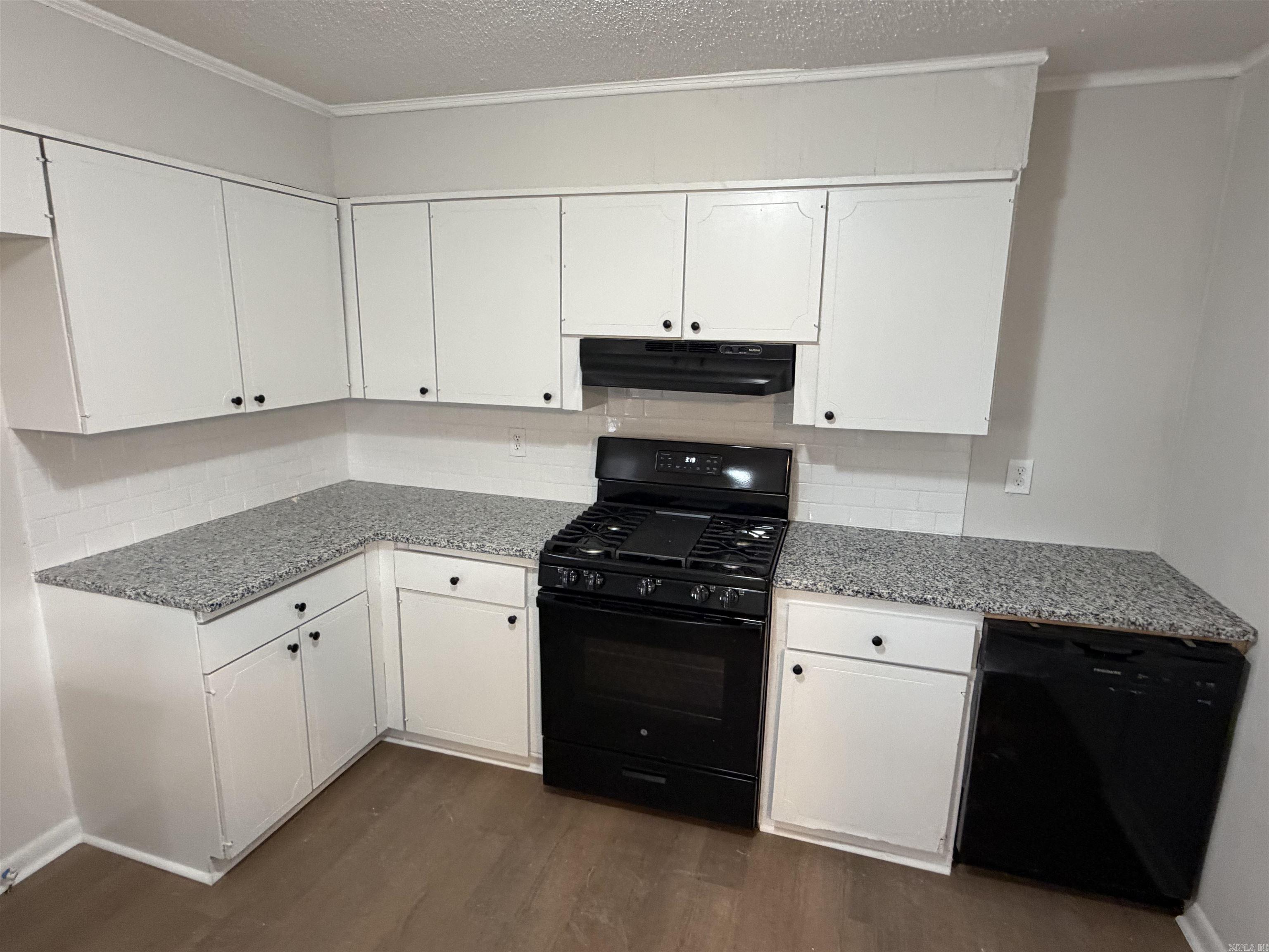 1801 S Izard  Little Rock, AR