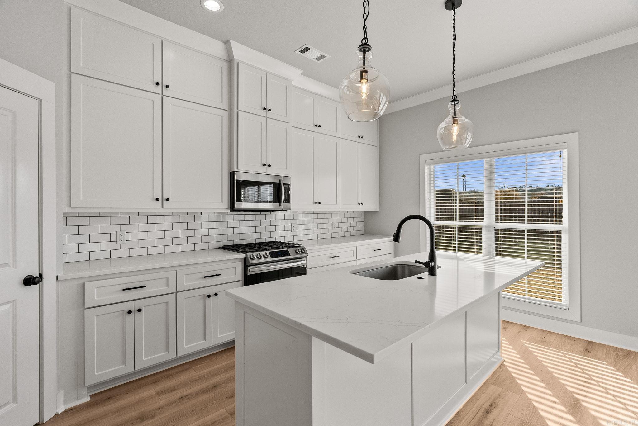 2321 Bridgegate Dr  Conway, AR