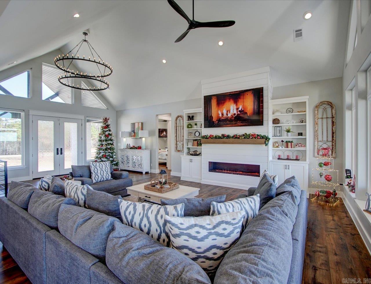 255 Falcon Ridge Trl  Hot Springs Village, AR