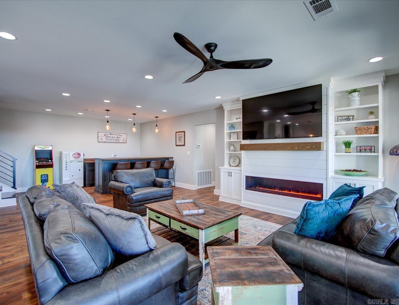 255 Falcon Ridge Trl  Hot Springs Village, AR