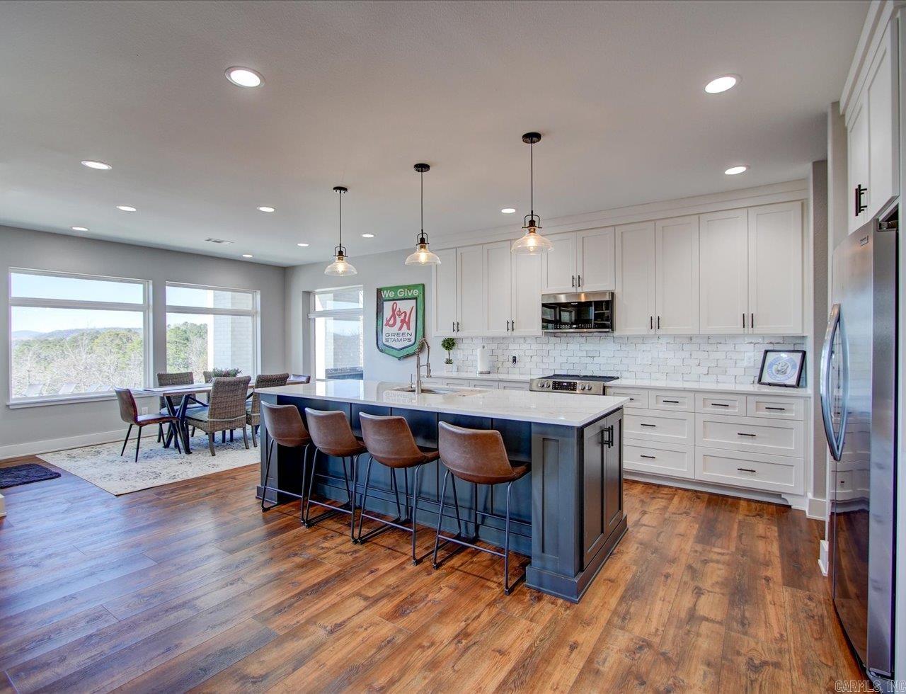 255 Falcon Ridge Trl  Hot Springs Village, AR