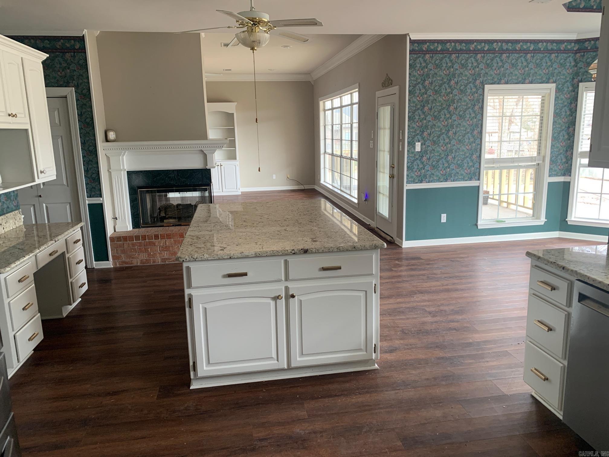 700 River Oaks Boulevard Searcy, AR 72143