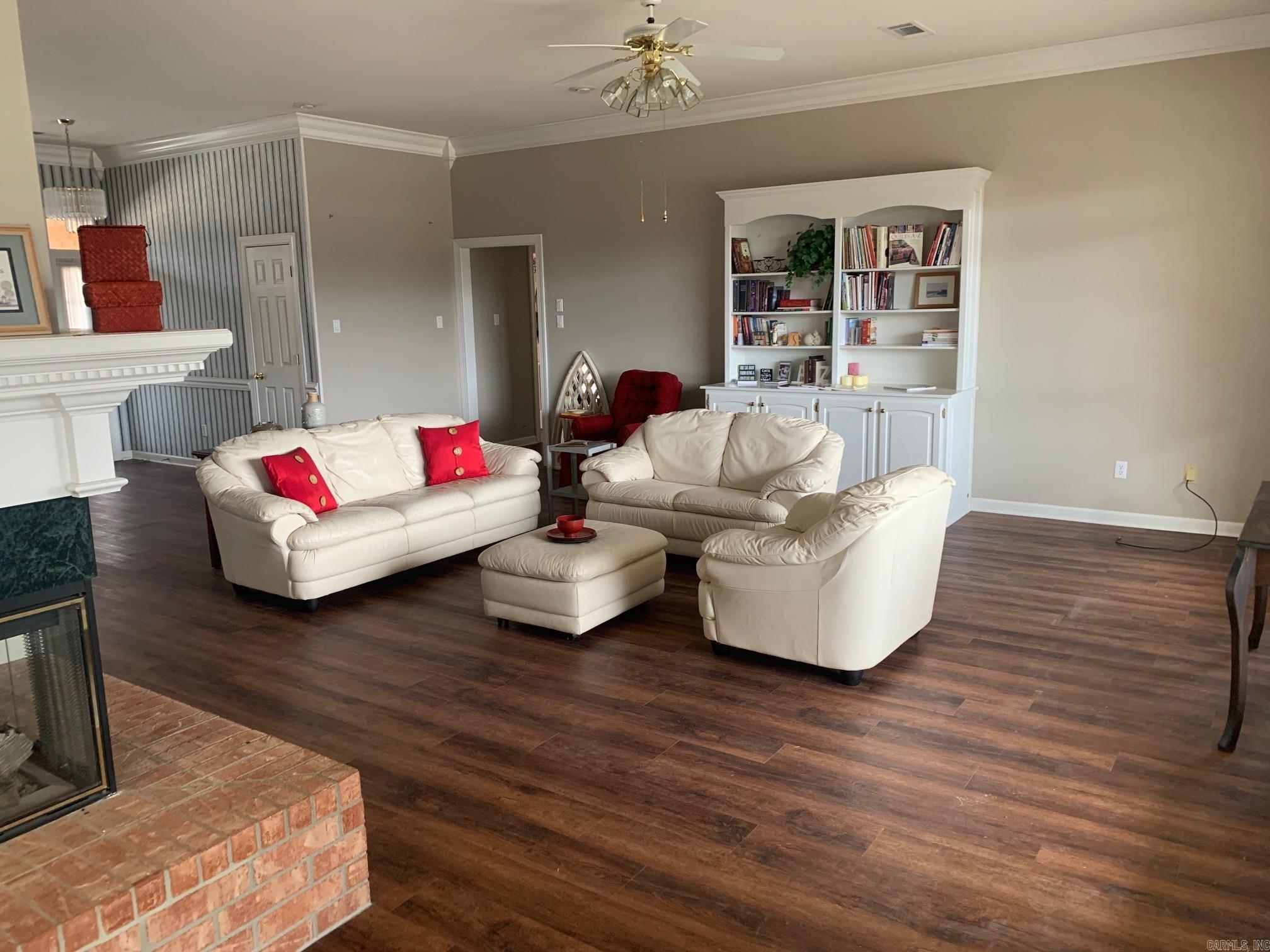 700 River Oaks  Searcy, AR