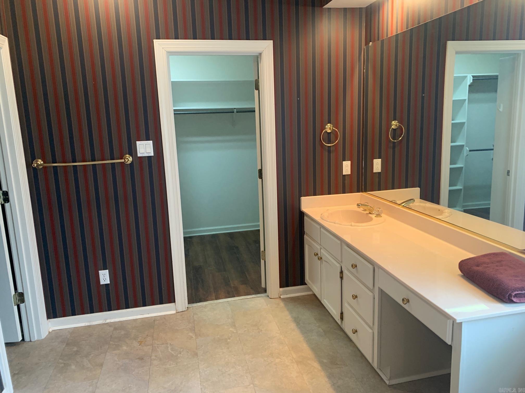 700 River Oaks  Searcy, AR