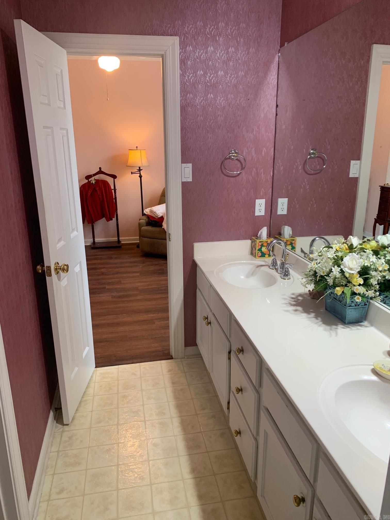 700 River Oaks  Searcy, AR