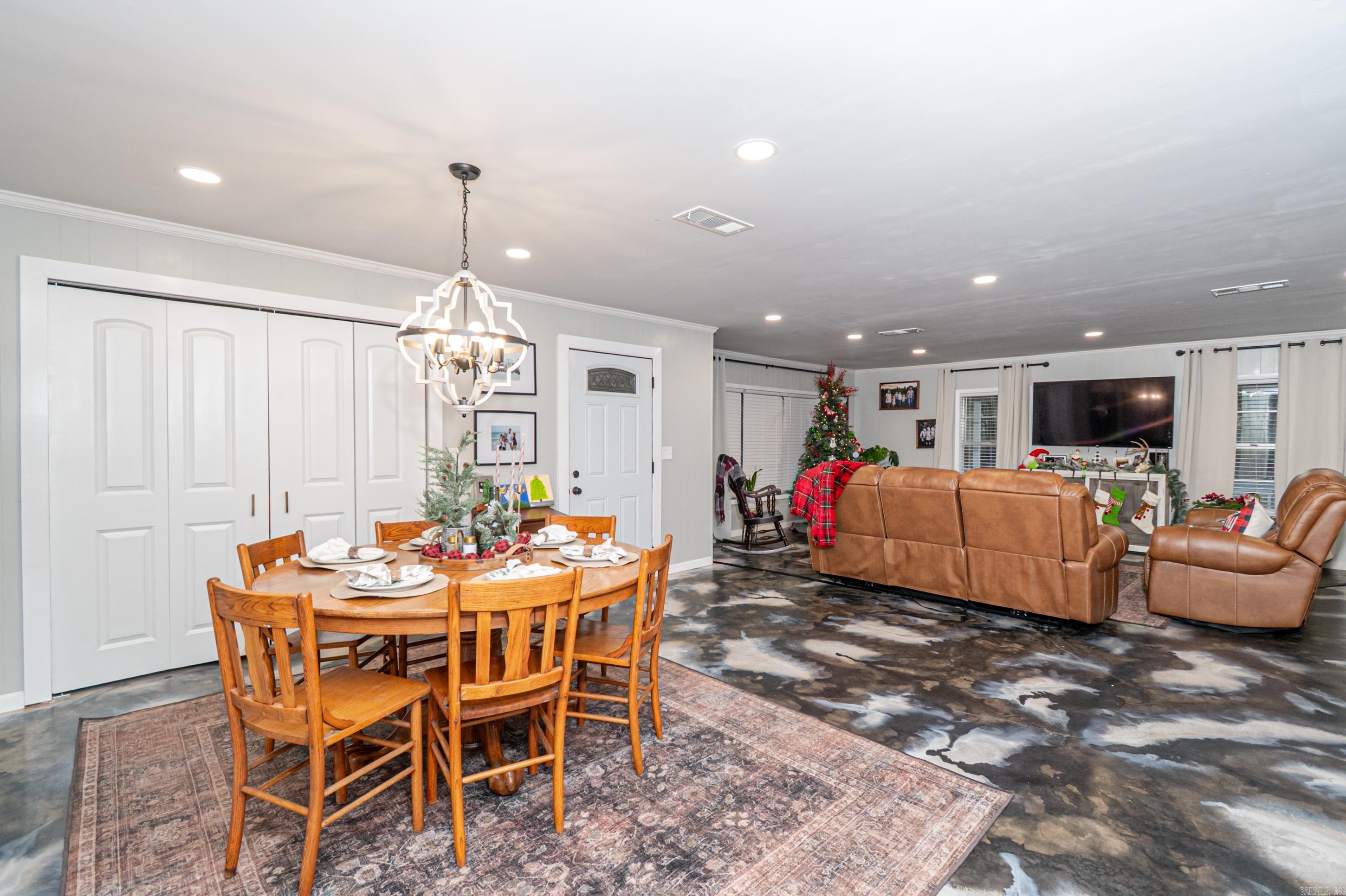 228 Old Mill Rd  Junction City, AR