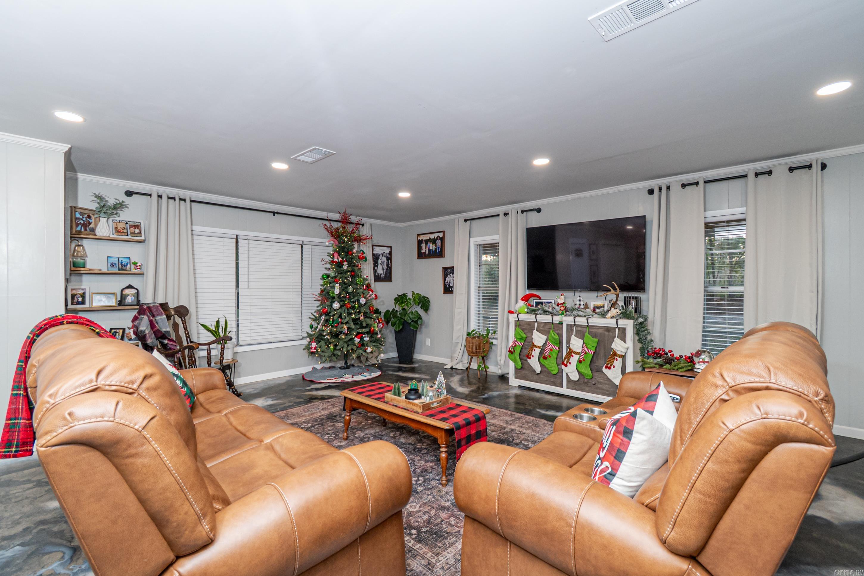 228 Old Mill Rd  Junction City, AR