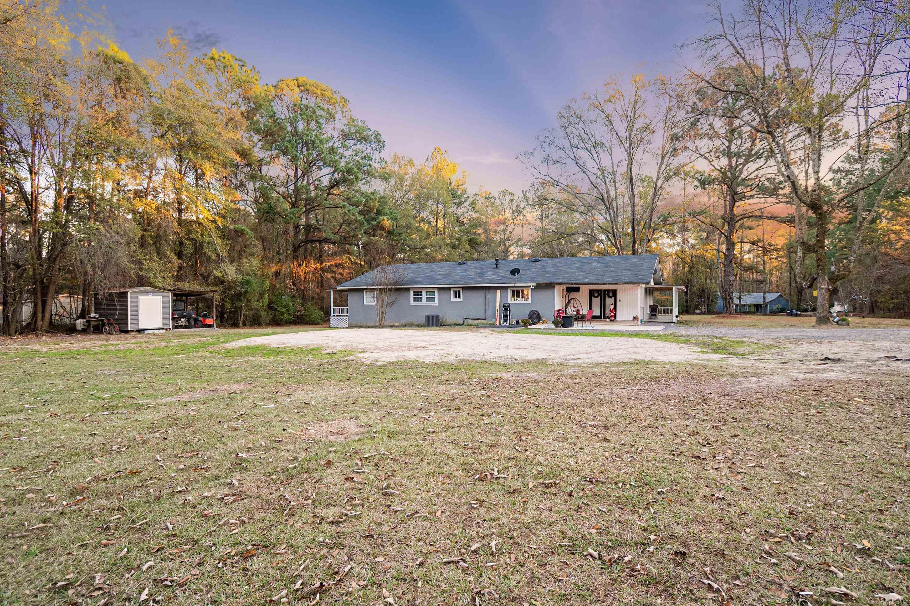 228 Old Mill Rd  Junction City, AR